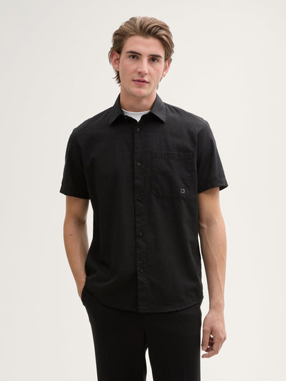 Tom Tailor_Relaxed Fit Short Sleeve Shirt with Breast Pocket_1045977_29999_01