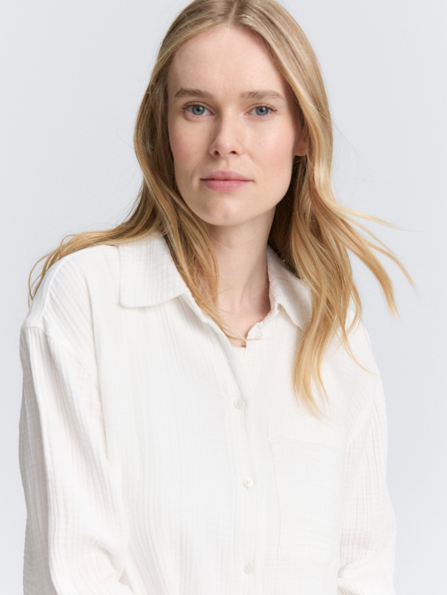 Tom Tailor_Oversize Muslin Shirt Blouse_1046196_10315_04