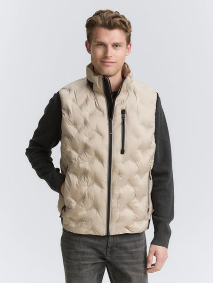 Tom Tailor_0_Hybrid Lightweight Quilted Waistcoat_1046224_16764_02