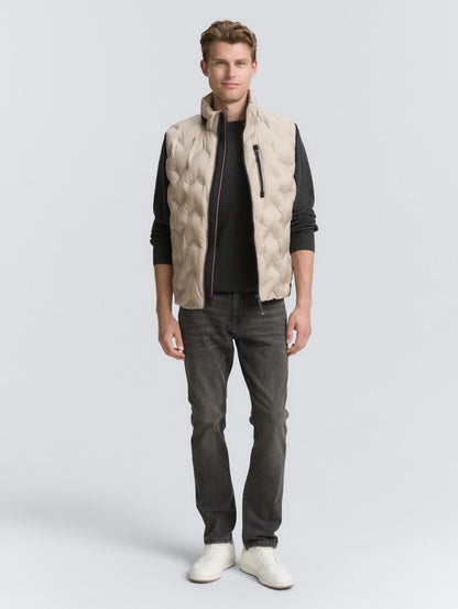 Tom Tailor_0_Hybrid Lightweight Quilted Waistcoat_1046224_16764_03
