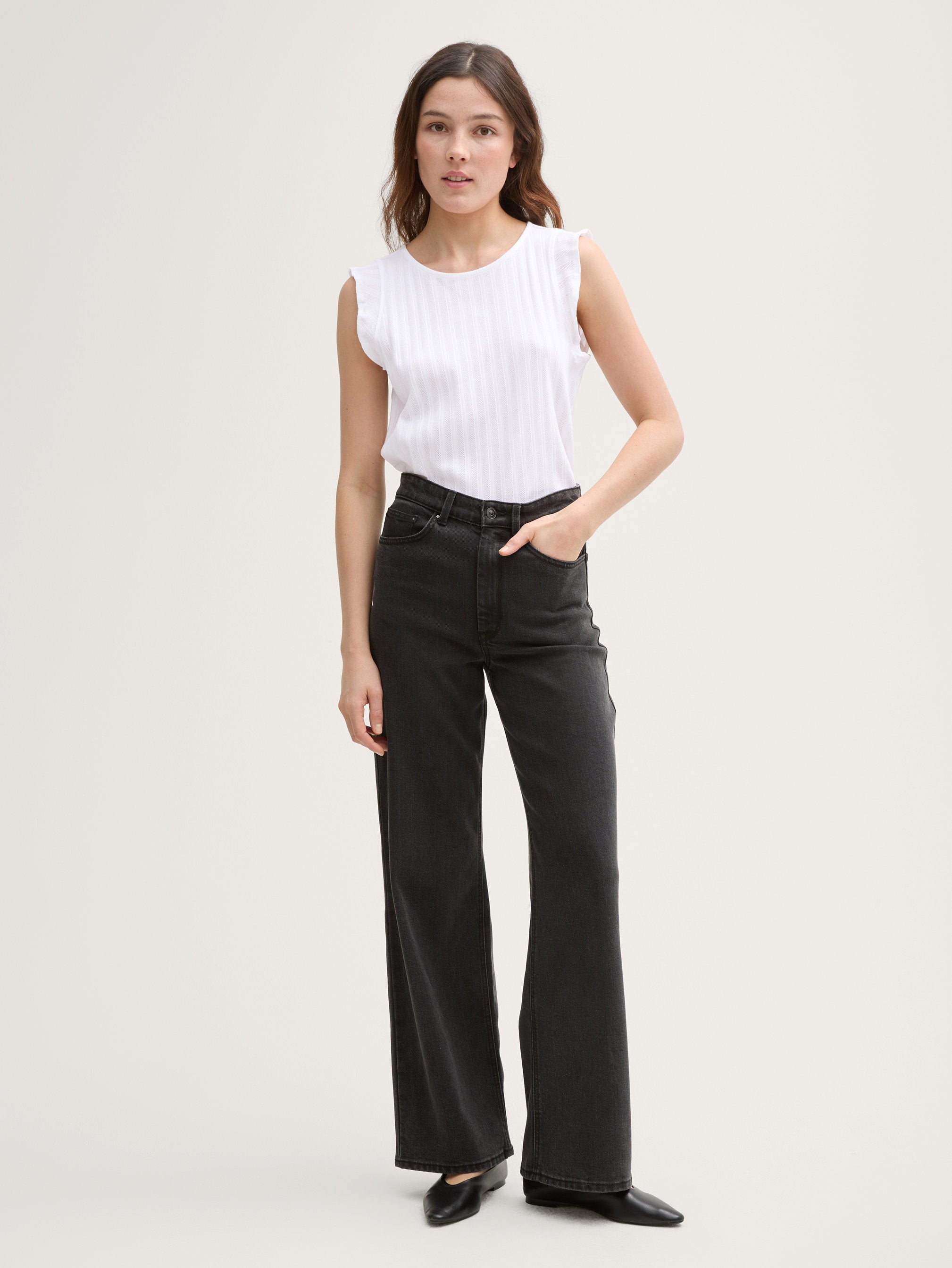 Tom Tailor_Loose Fit Pointelle Top_1046552_20000_02