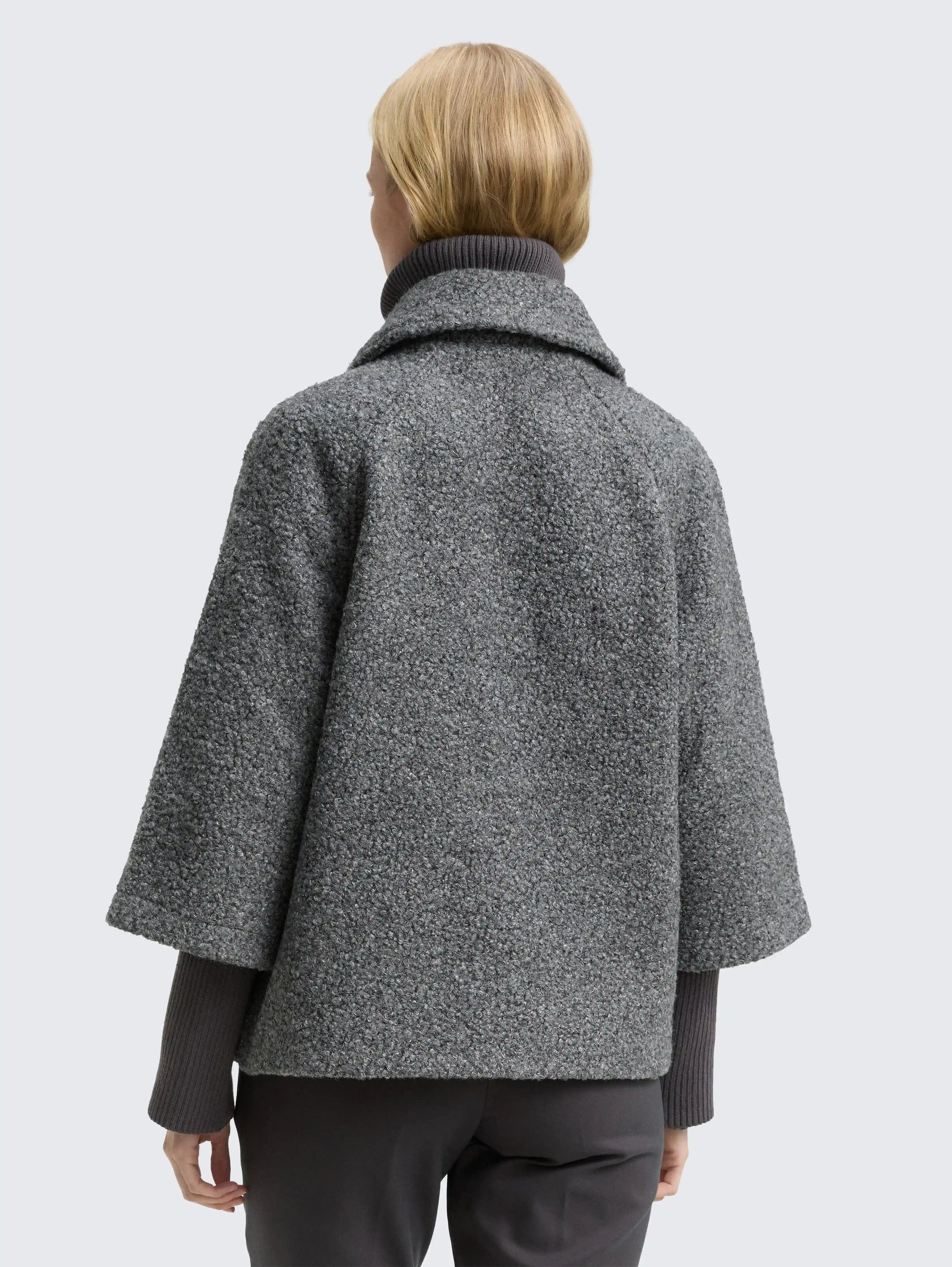 Tom Tailor_0_BouclŽ Cape Jacket in a 2-In-1 Look_1046602_38422_03