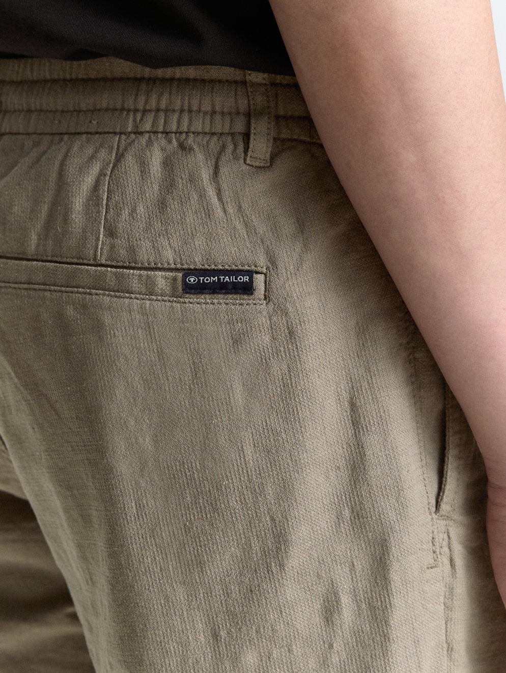 Tom Tailor_Regular Fit Shorts with Linen Content_1046813_32097_03
