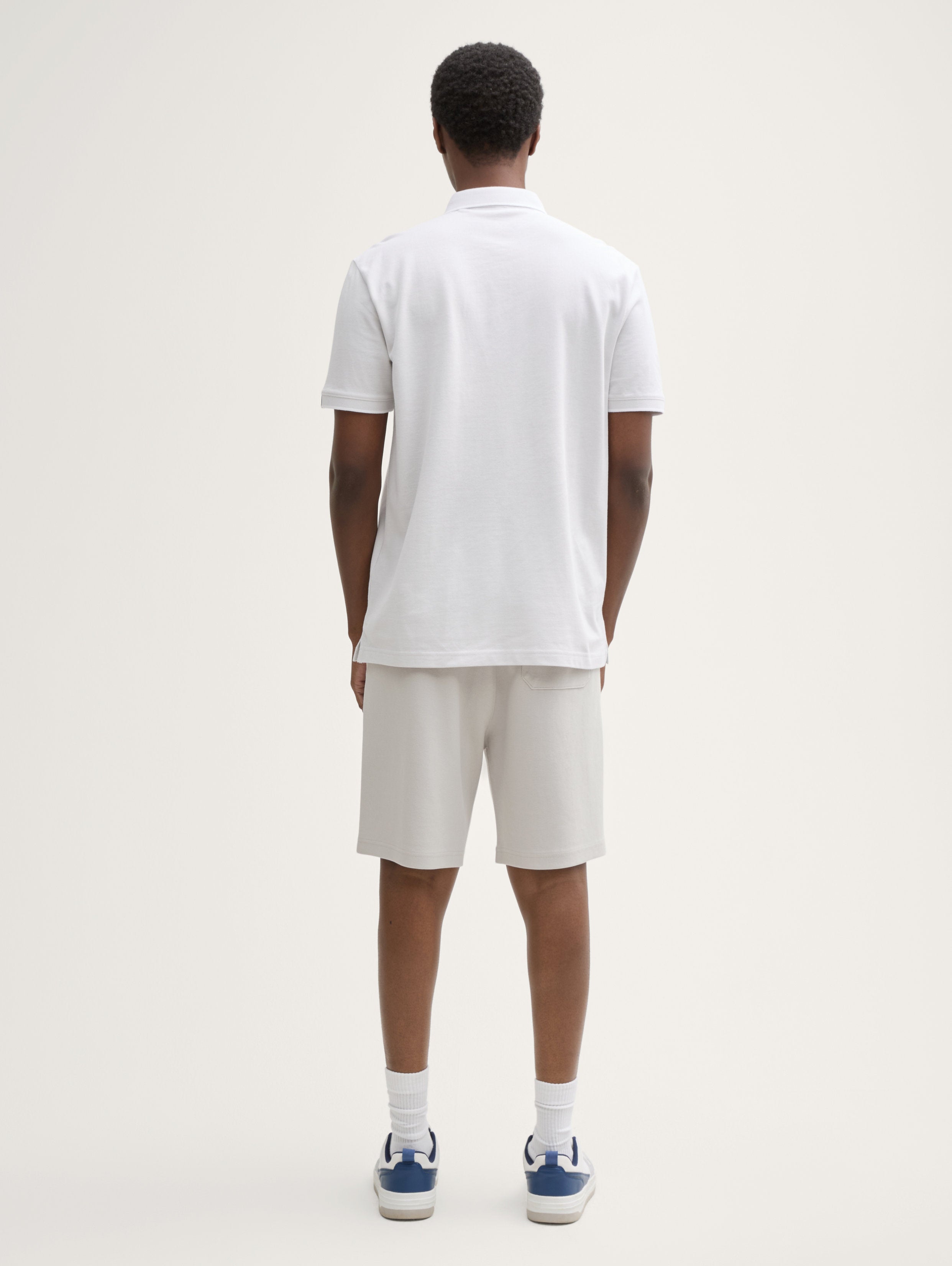 Tom Tailor_Relaxed Fit Sweatshorts with Stretch_1046848_15277_02