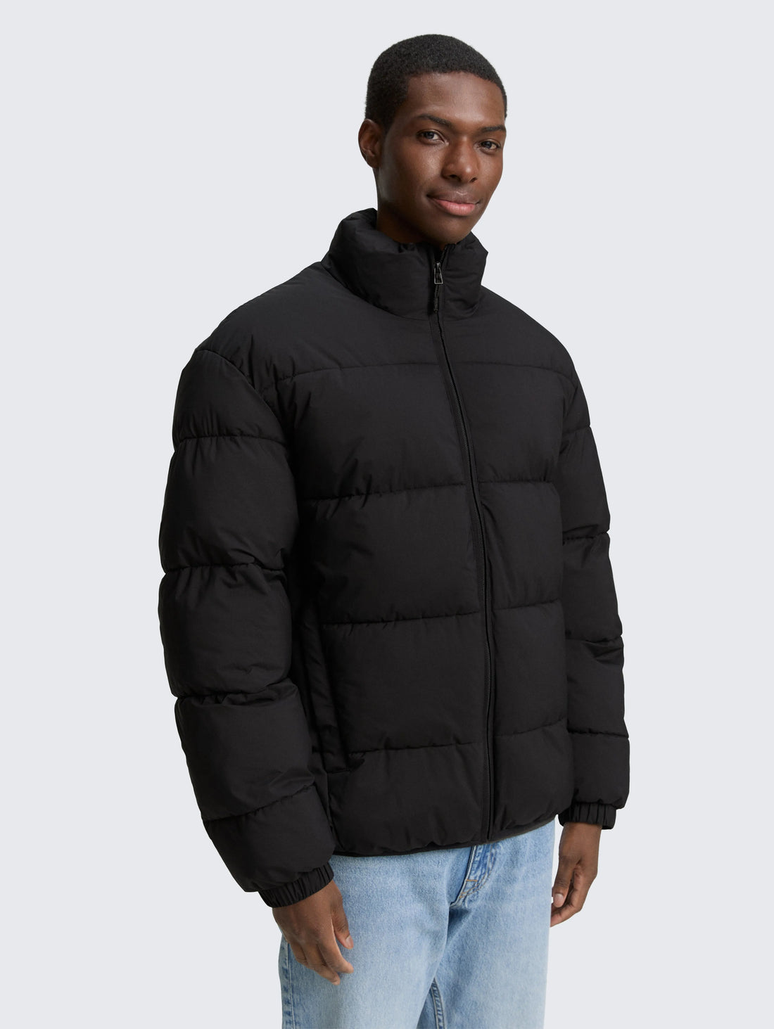 Tom Tailor_0_Lightweight Puffer Jacket with Stand-Up Collar_1046902_29999_02