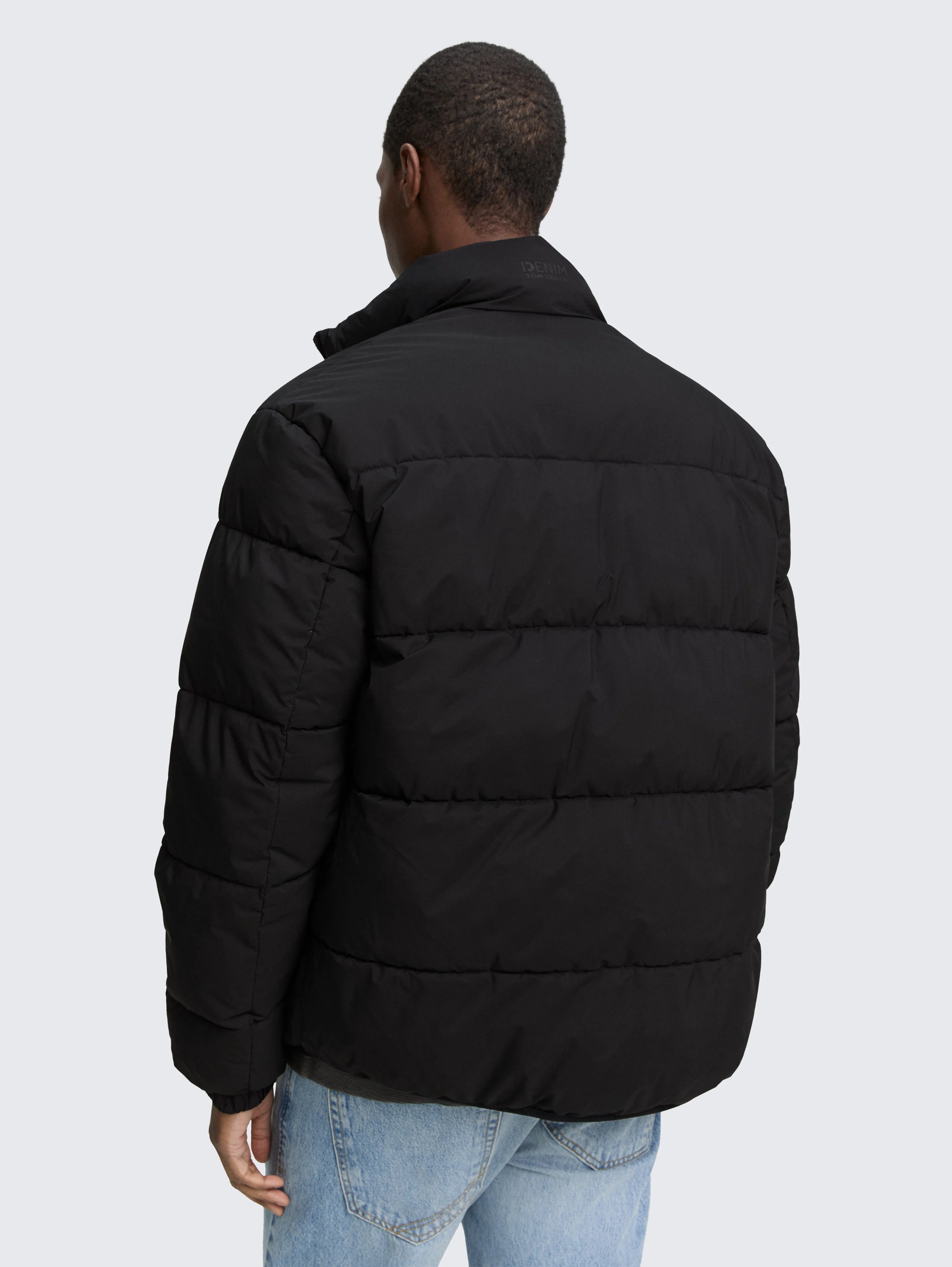 Tom Tailor_0_Lightweight Puffer Jacket with Stand-Up Collar_1046902_29999_03