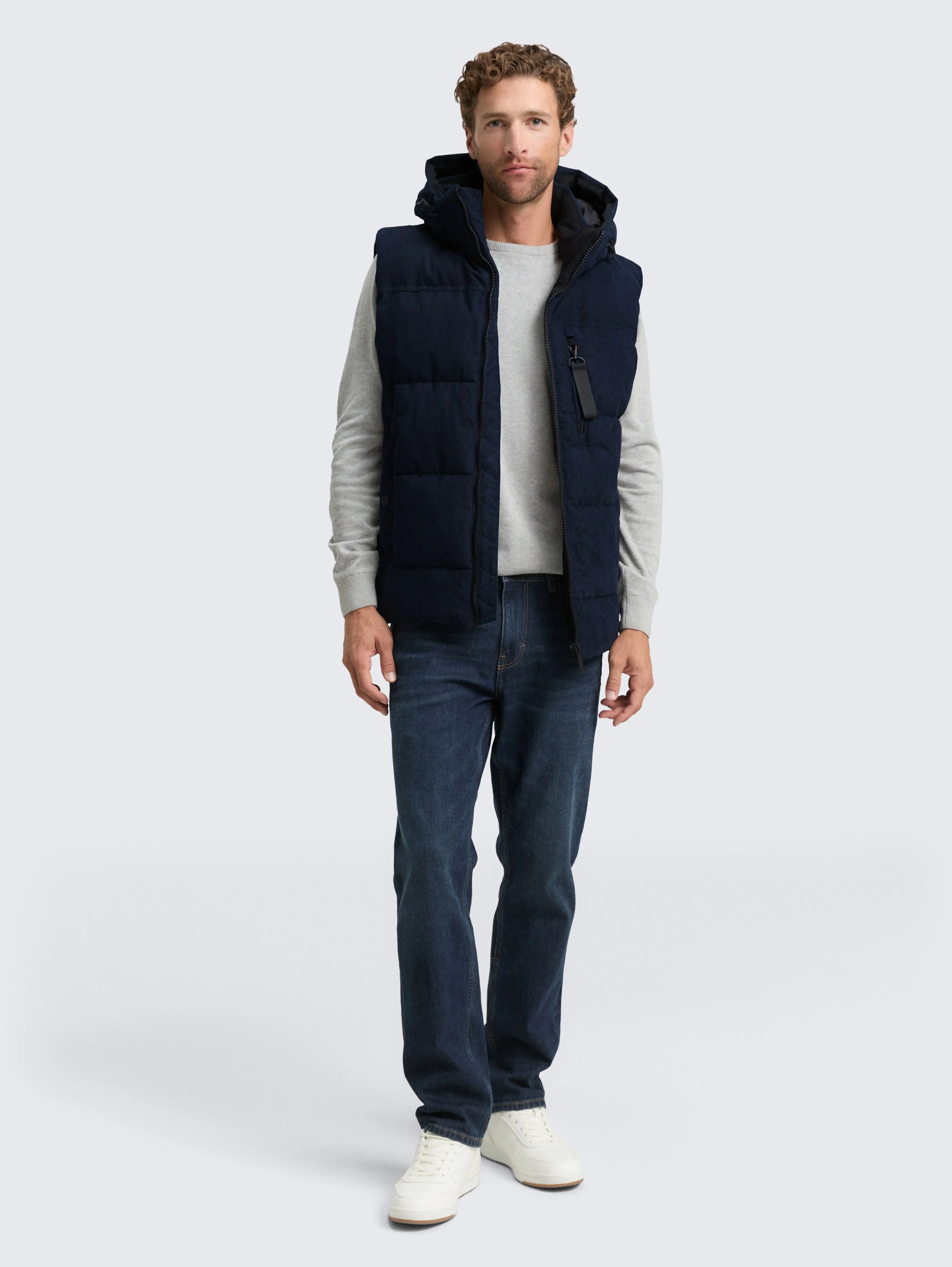 Tom Tailor_Black_Puffer Waistcoat with Detachable Hood_1046976_10668_01
