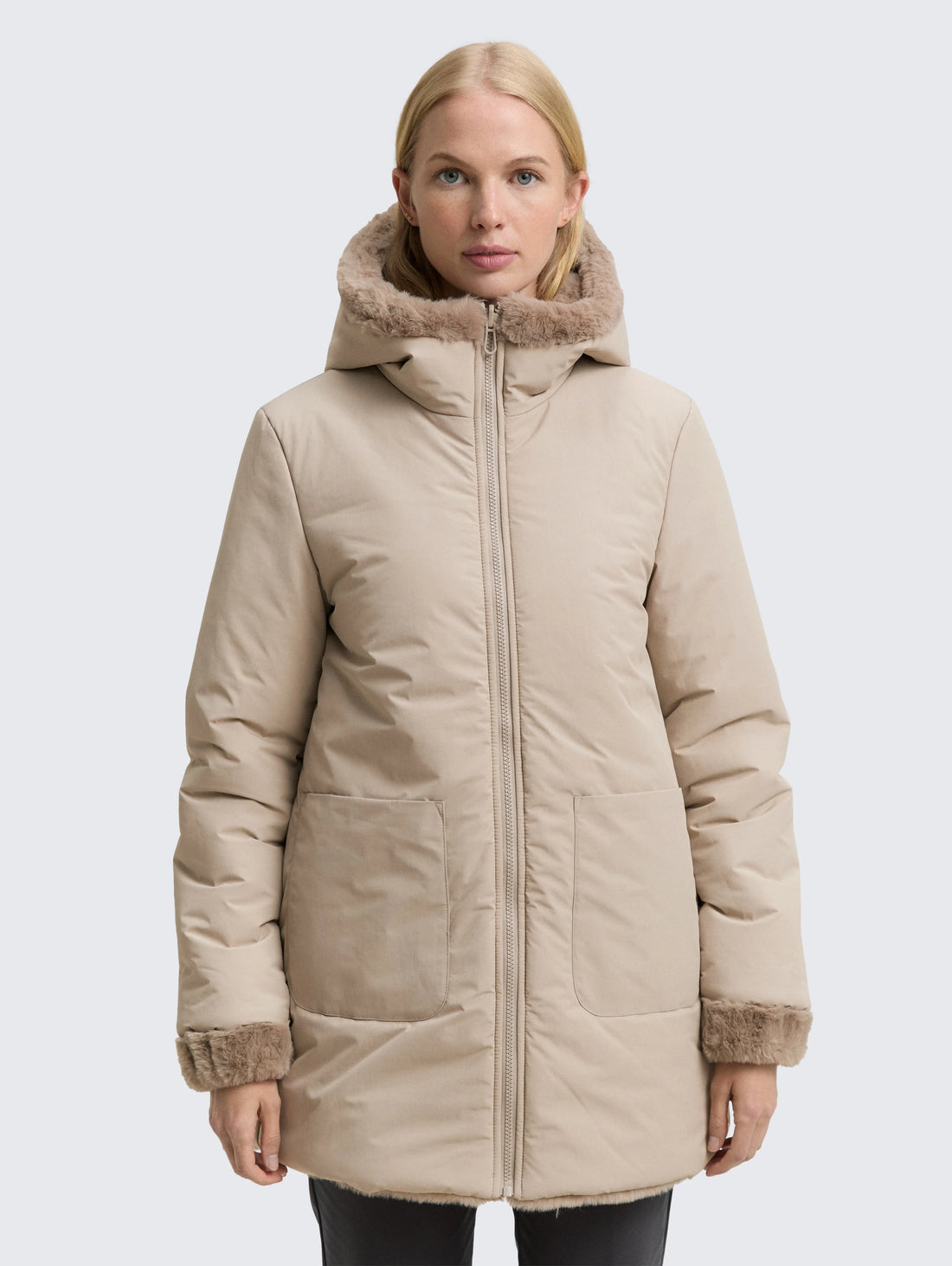 Tom Tailor_Black_Reversible Coat with Hood_1047534_32208_05