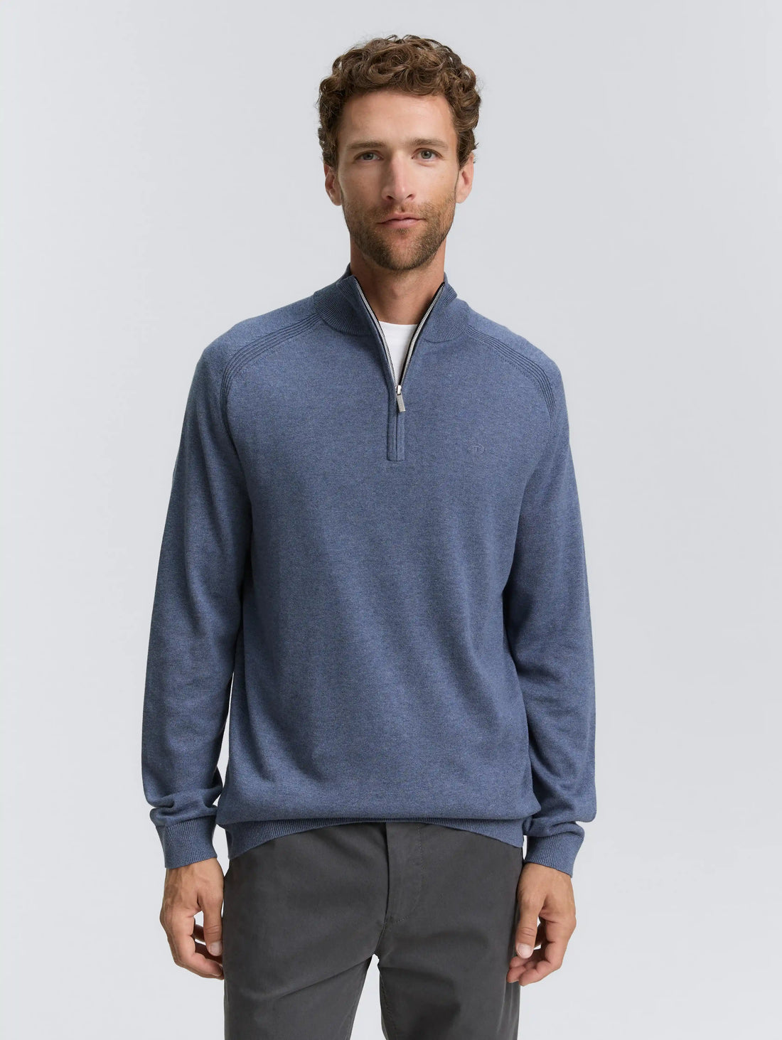 Tom Tailor_0_Troyer Knitted Jumper with Logo Embroidery_1047569_18964_02