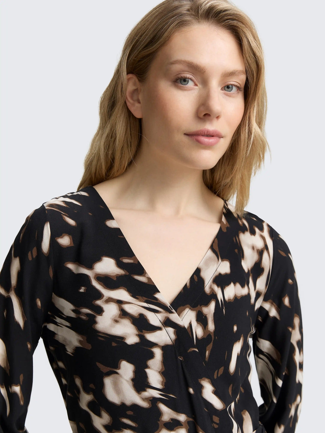 Tom Tailor_0_Wrap Dress with Pattern_1047643_38399_05