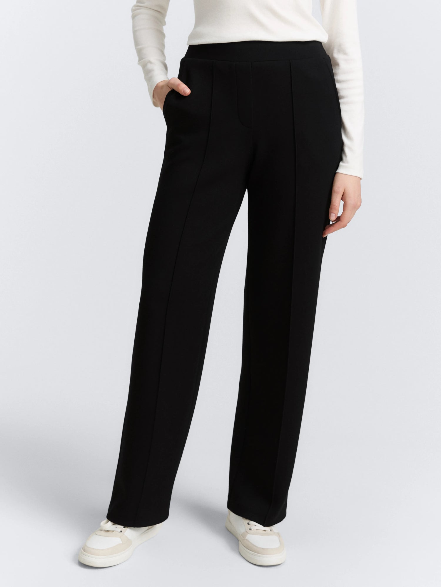 Tom Tailor_0_Loose Straight Scuba Trousers_1047656_14482_05