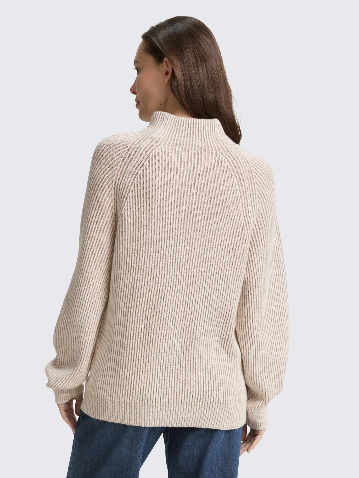 Tom Tailor_0_Loose Fit Knitted Jumper with Stand-Up Collar_1047670_38704_03