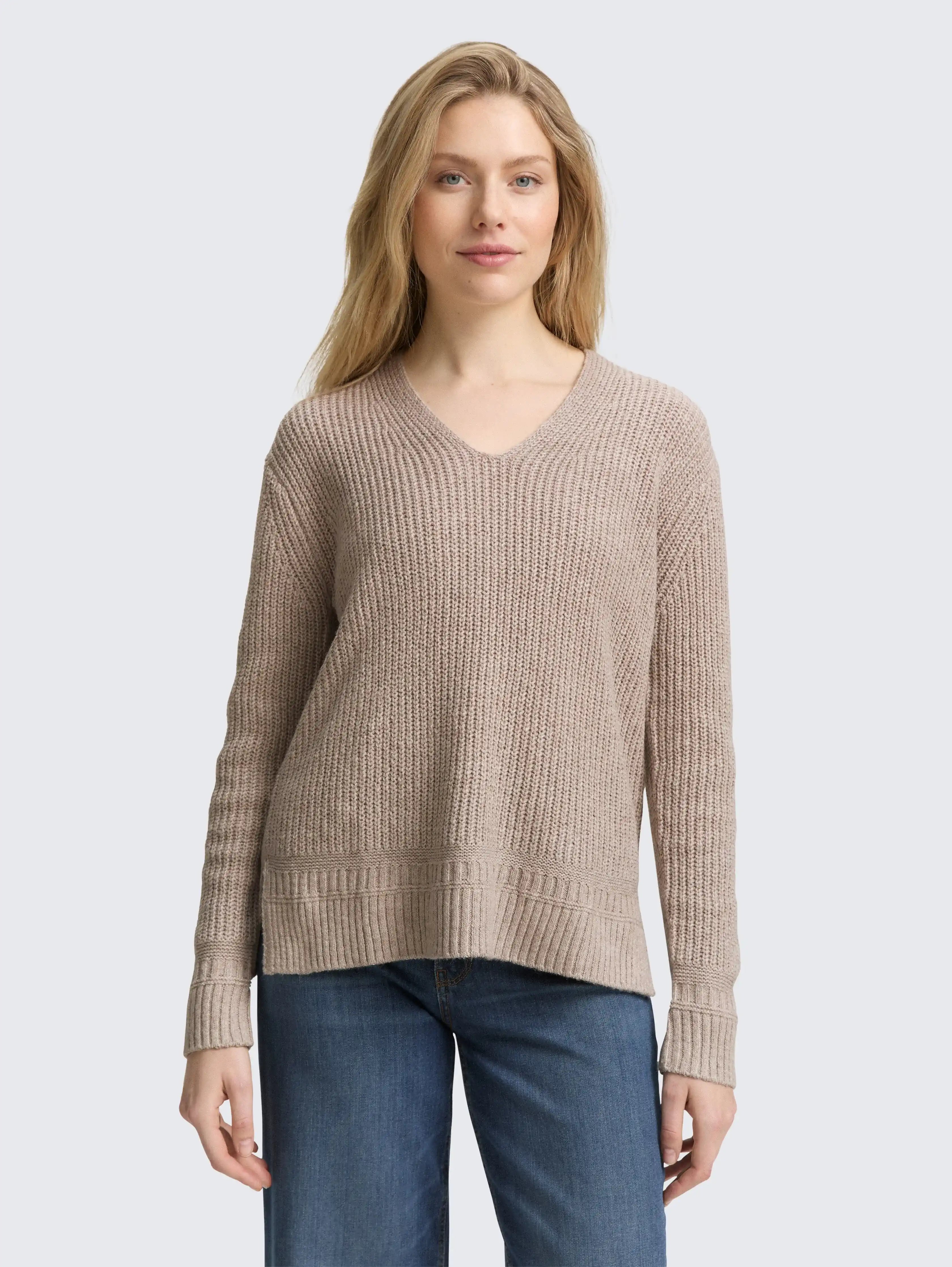 Tom Tailor_0_Knitted Jumper with V-Neck_1047674_38330_02