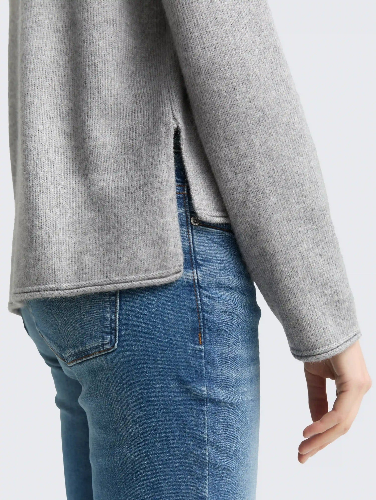 Tom Tailor_0_Loose Fit Knitted Jumper with Stand-Up Collar_1047703_21373_05