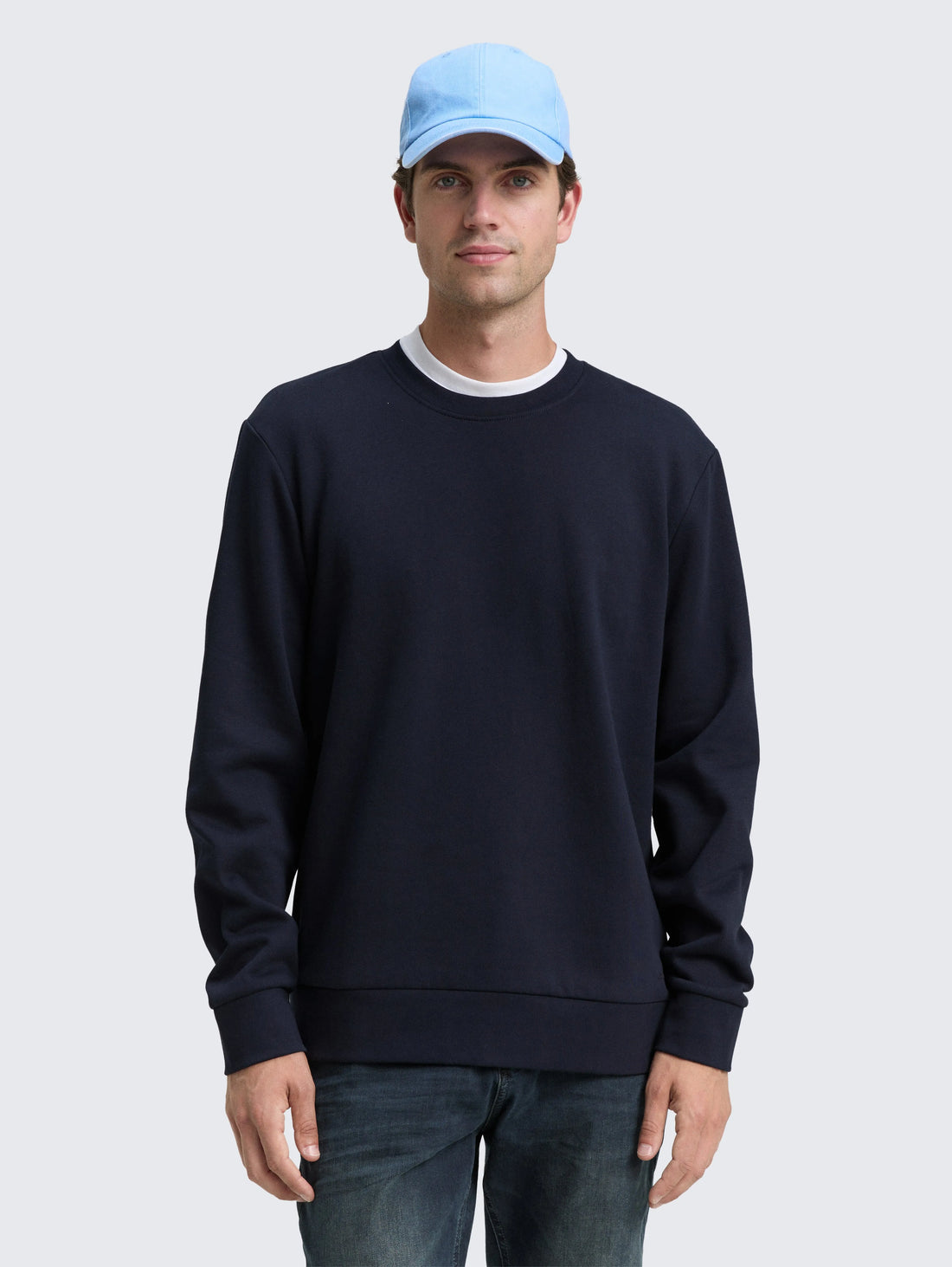 Tom Tailor_0_Basic Sweatshirt in Plain Colours_1047826_10668_02