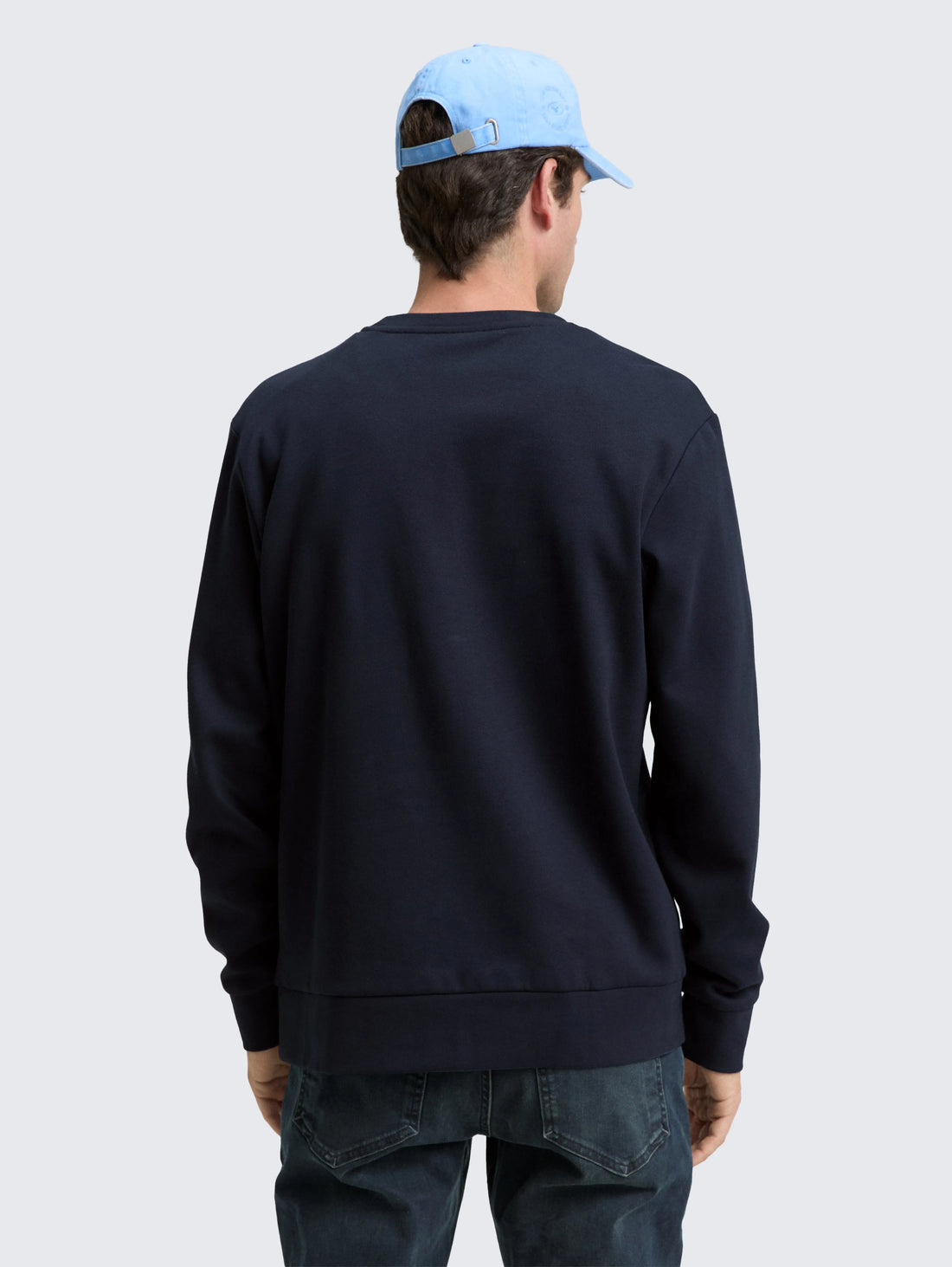 Tom Tailor_0_Basic Sweatshirt in Plain Colours_1047826_10668_03