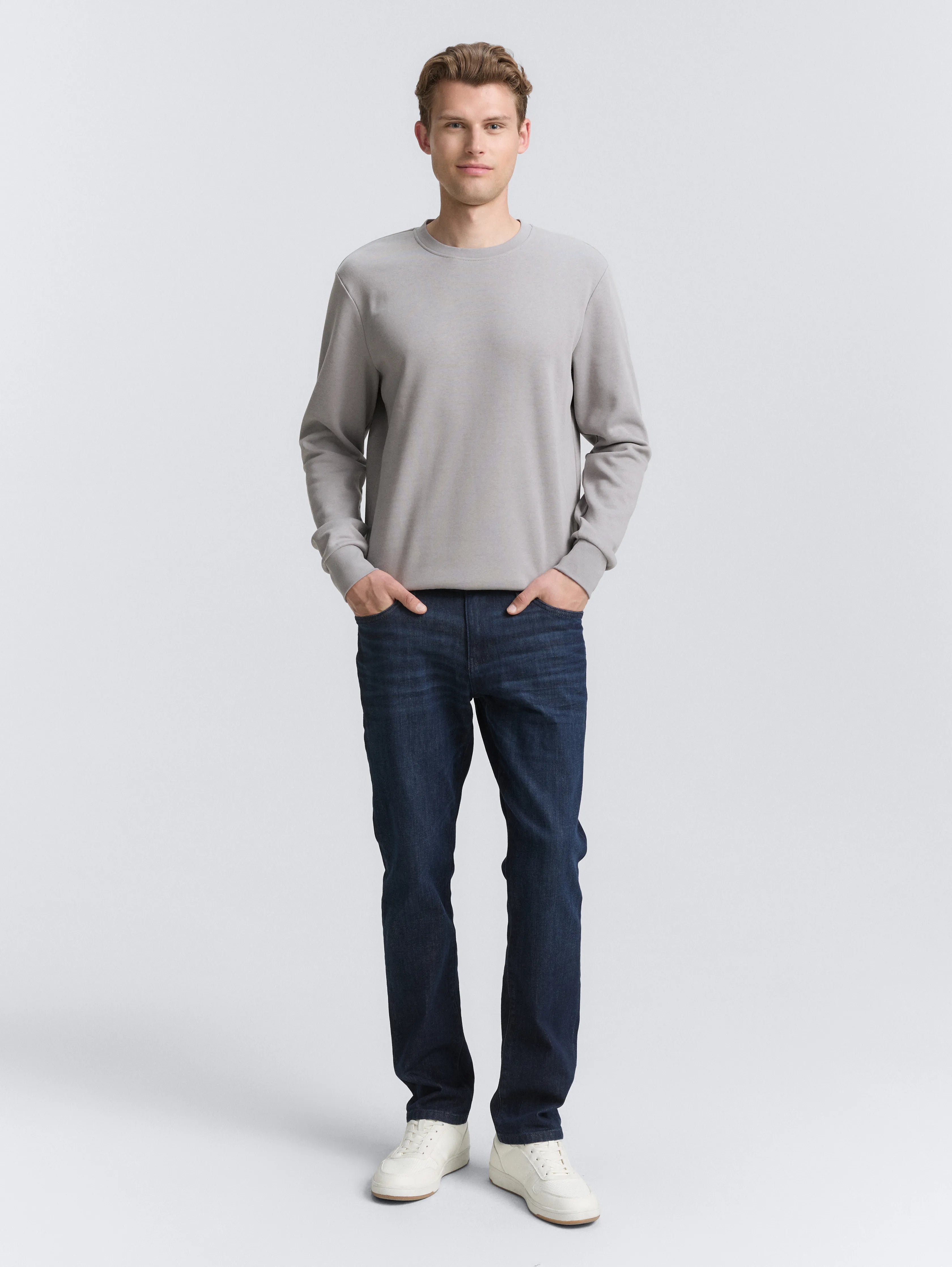 Tom Tailor_0_Basic Sweatshirt in Plain Colours_1047826_30992_03