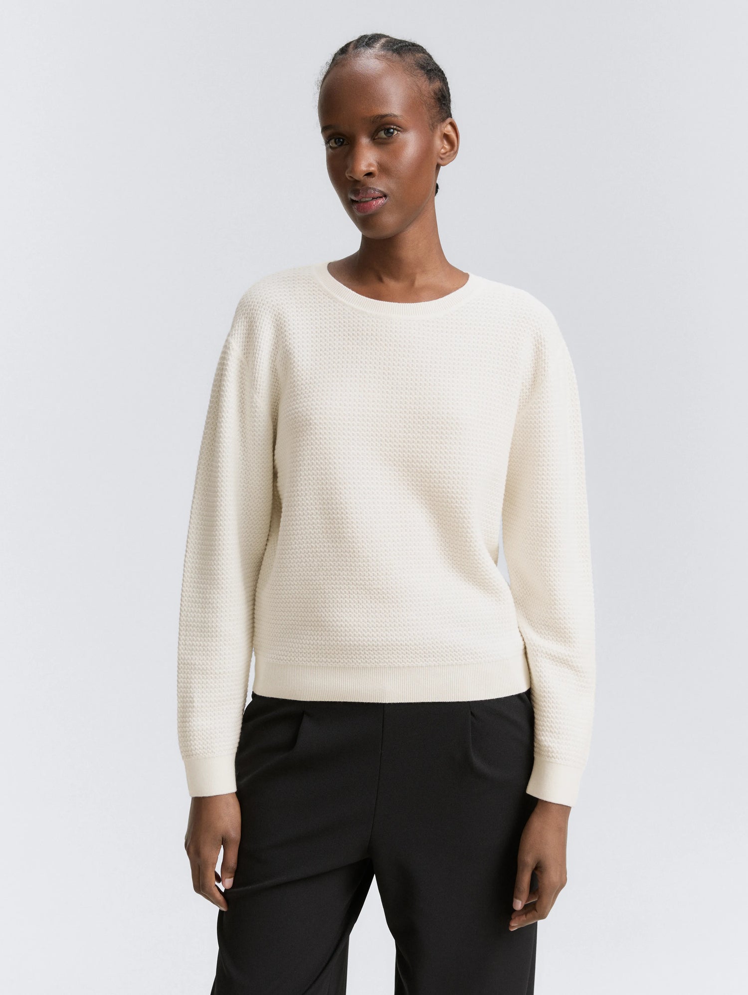 Tom Tailor_0_Knitted Jumper with Round Neck_1047882_10332_02
