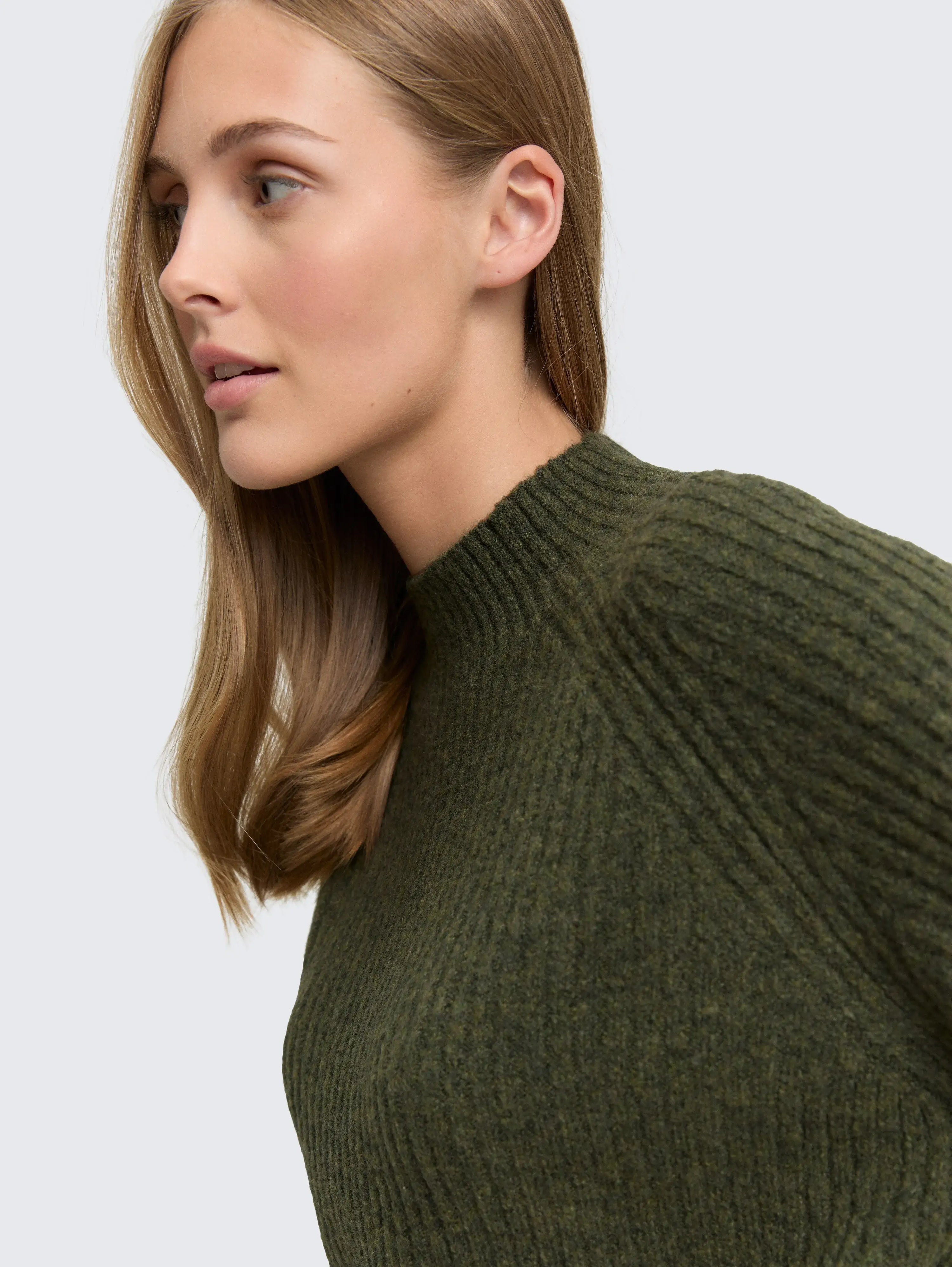 Tom Tailor_0_Relaxed Fit Knitted Jumper with Stand-Up Collar_1047895_38545_05