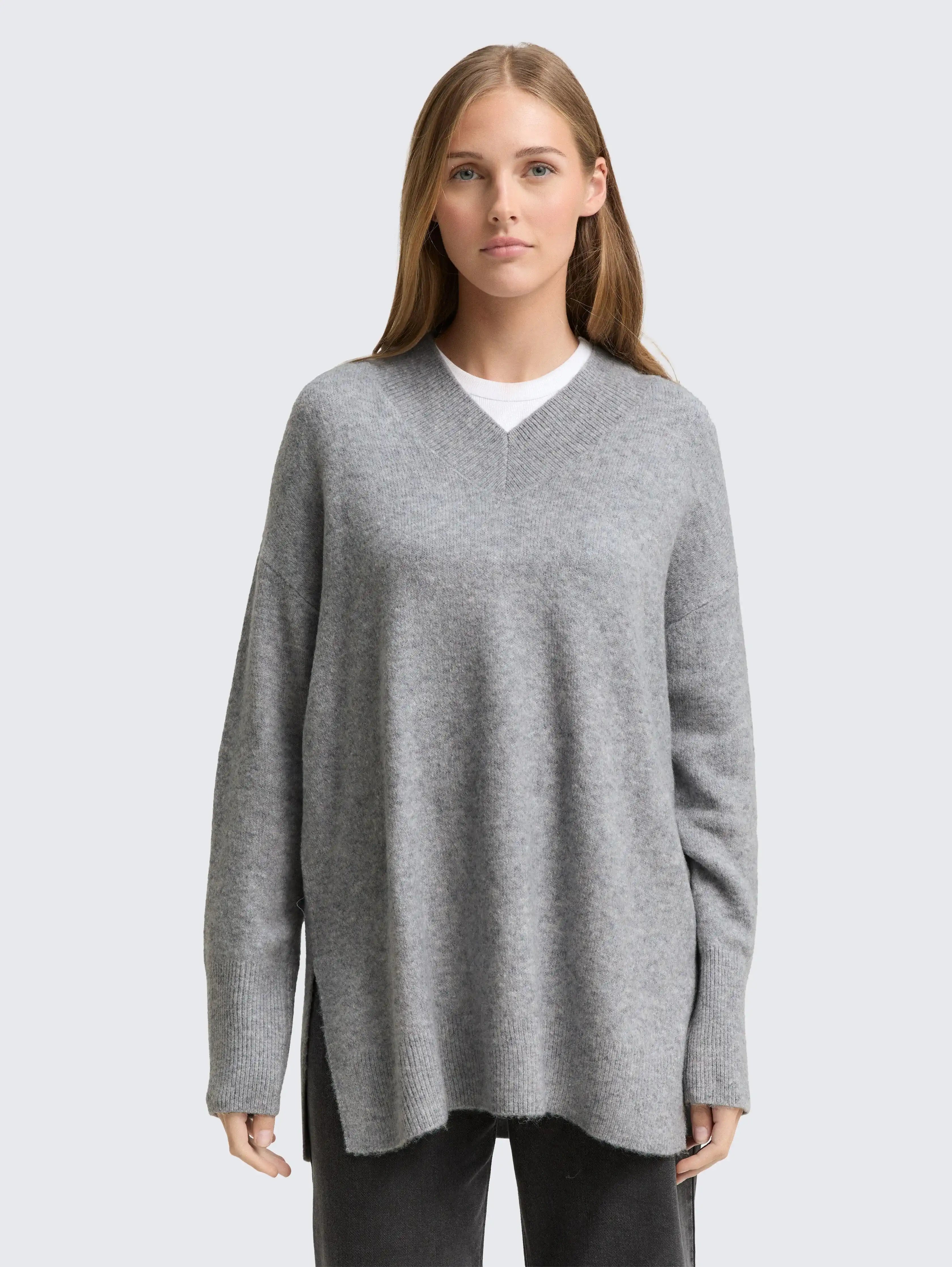 Tom Tailor_0_Longstyle Knitted Jumper with V-Neckline_1047905_10658_02