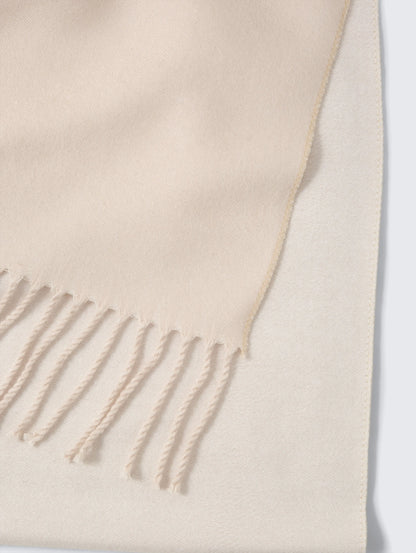 Tom Tailor_0_Scarf with Fringes_1047930_27609_03