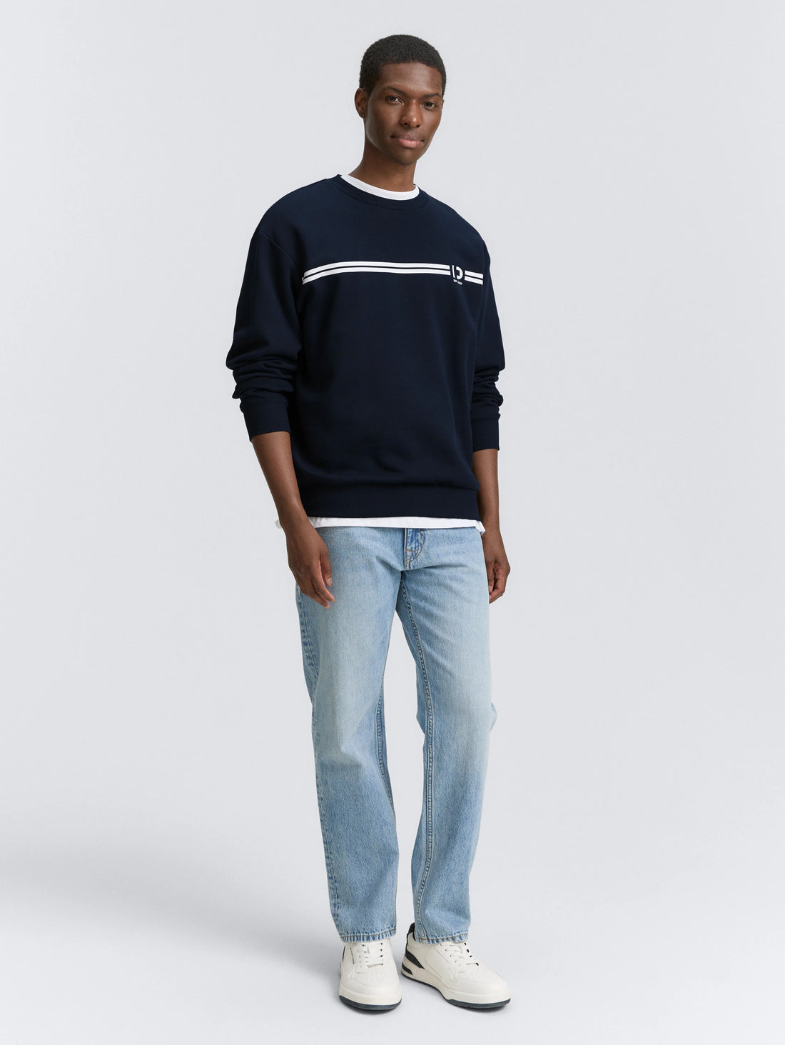 Tom Tailor_0_Crewneck Sweatshirt with Print_1047941_10668_03