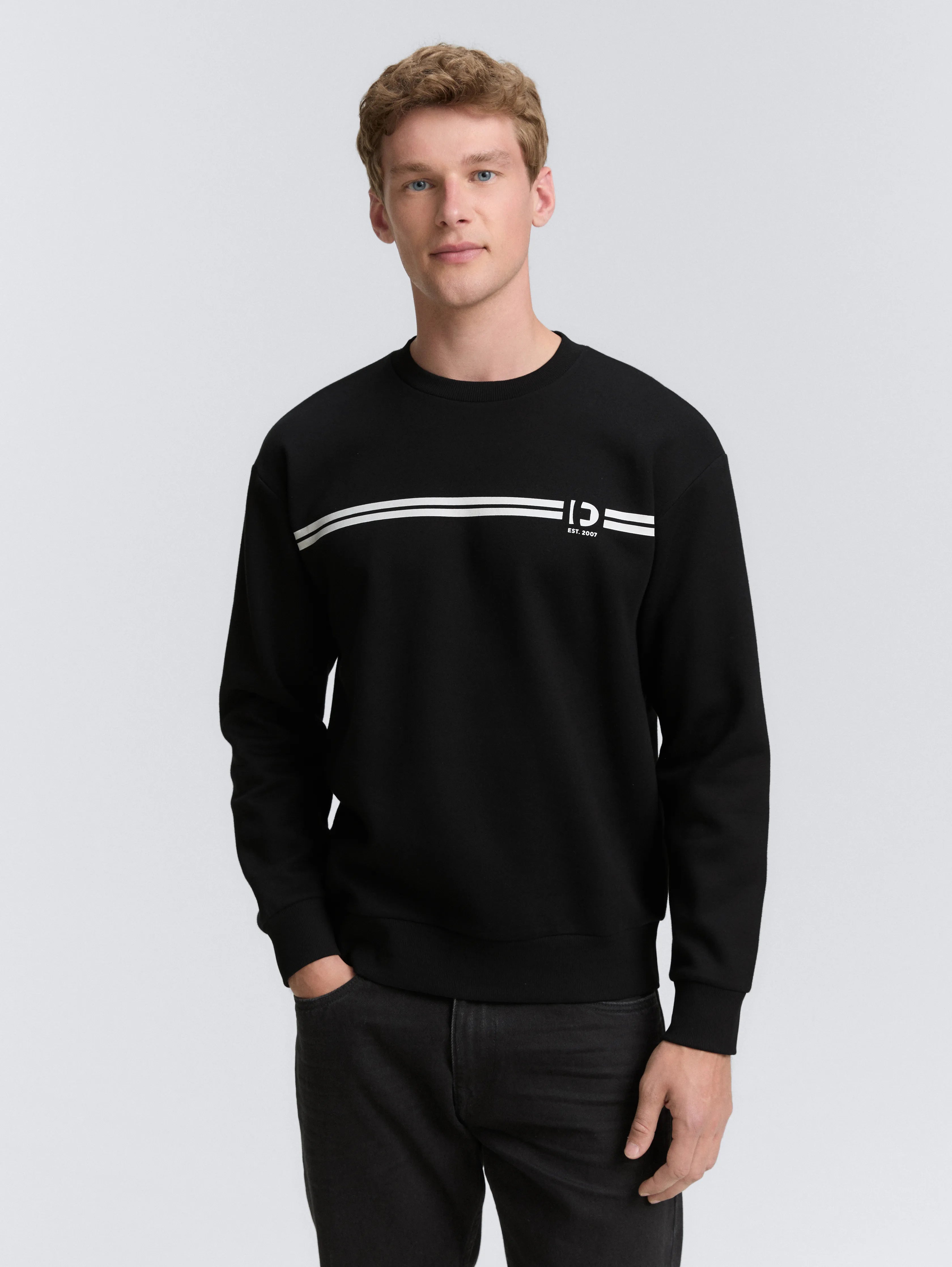 Tom Tailor_0_Crewneck Sweatshirt with Print_1047941_29999_02