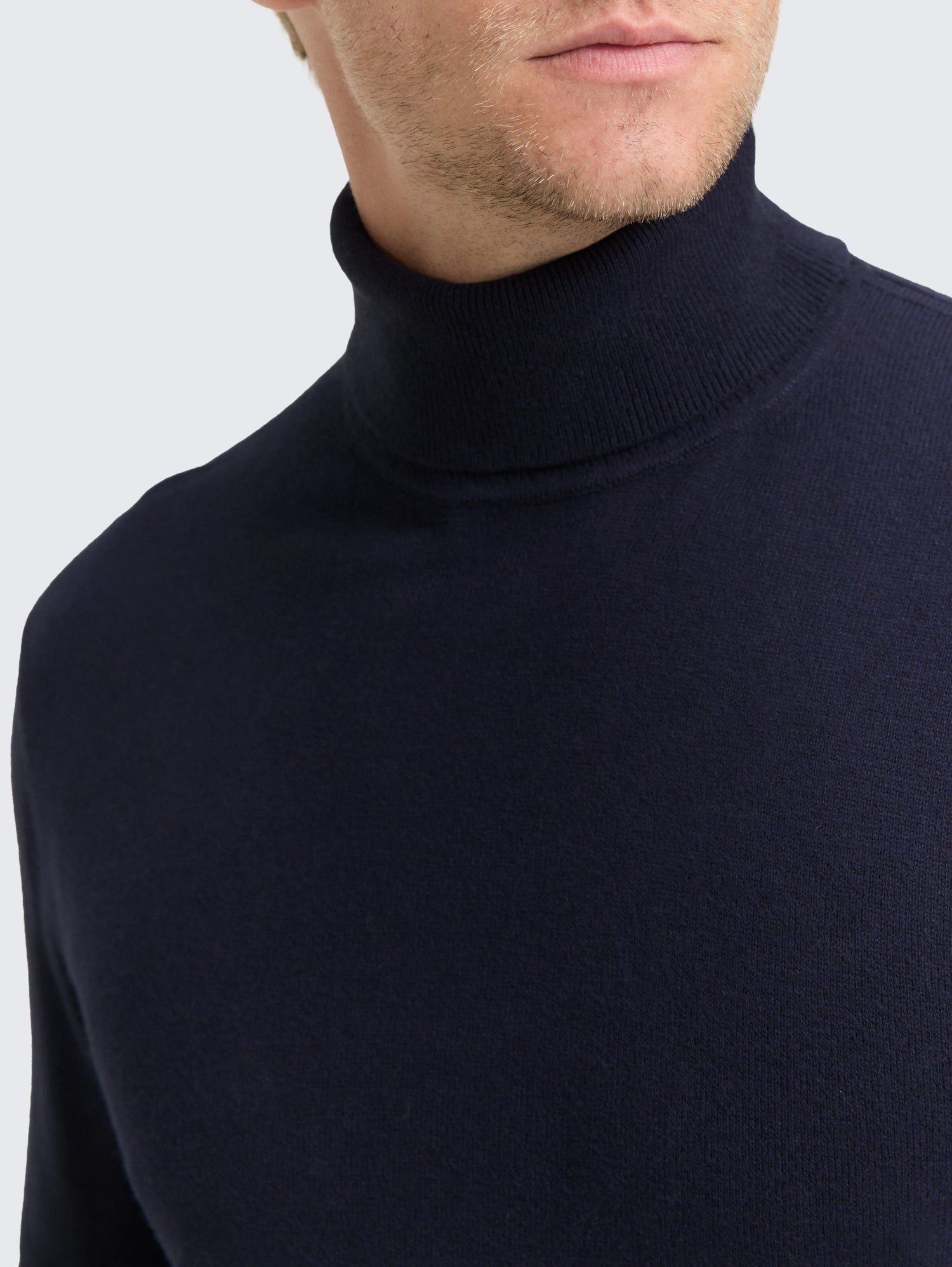 Tom Tailor_Gray_Turtleneck Jumper with Cashmere Blend_1048017_13160_05
