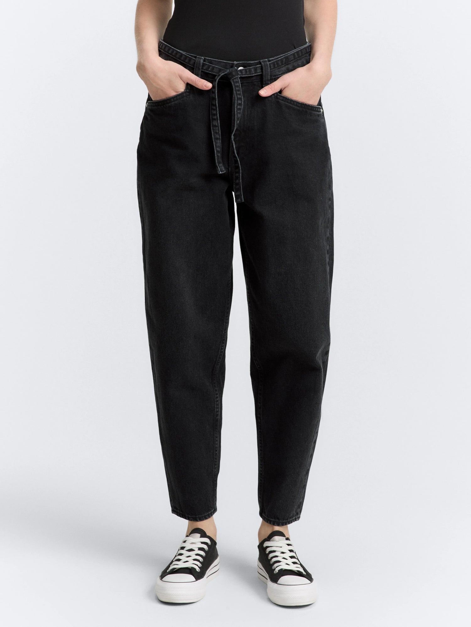 Tom Tailor_0_Ttadea Barrel Jeans with Belt_1048105_10240_05