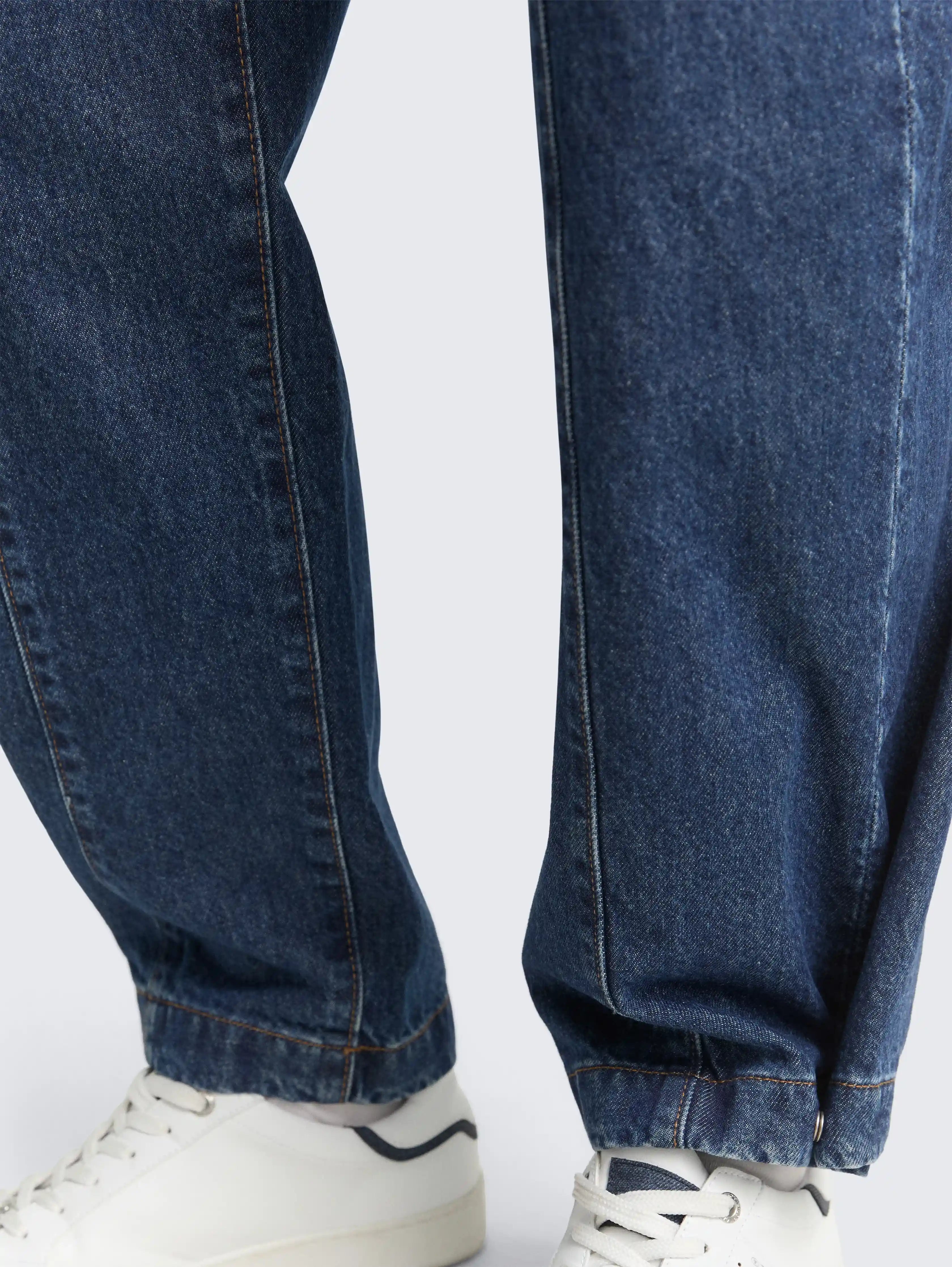 Tom Tailor_0_Ttadea Barrel Jeans with Adjustable Leg Opening_1048109_10114_04