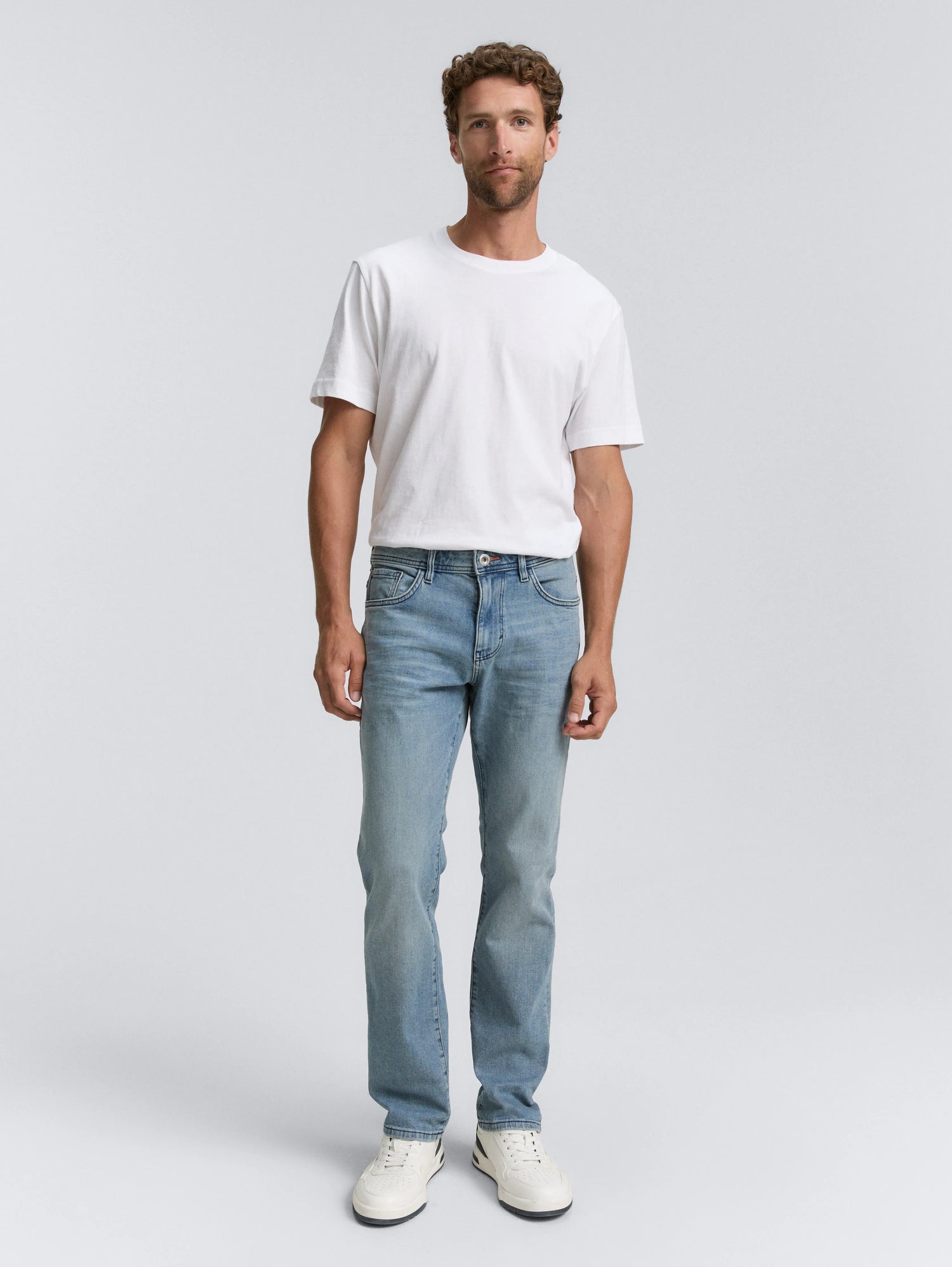 Tom Tailor_0_Ttmarvin Straight Jeans with Stretch_1048364_10141_02