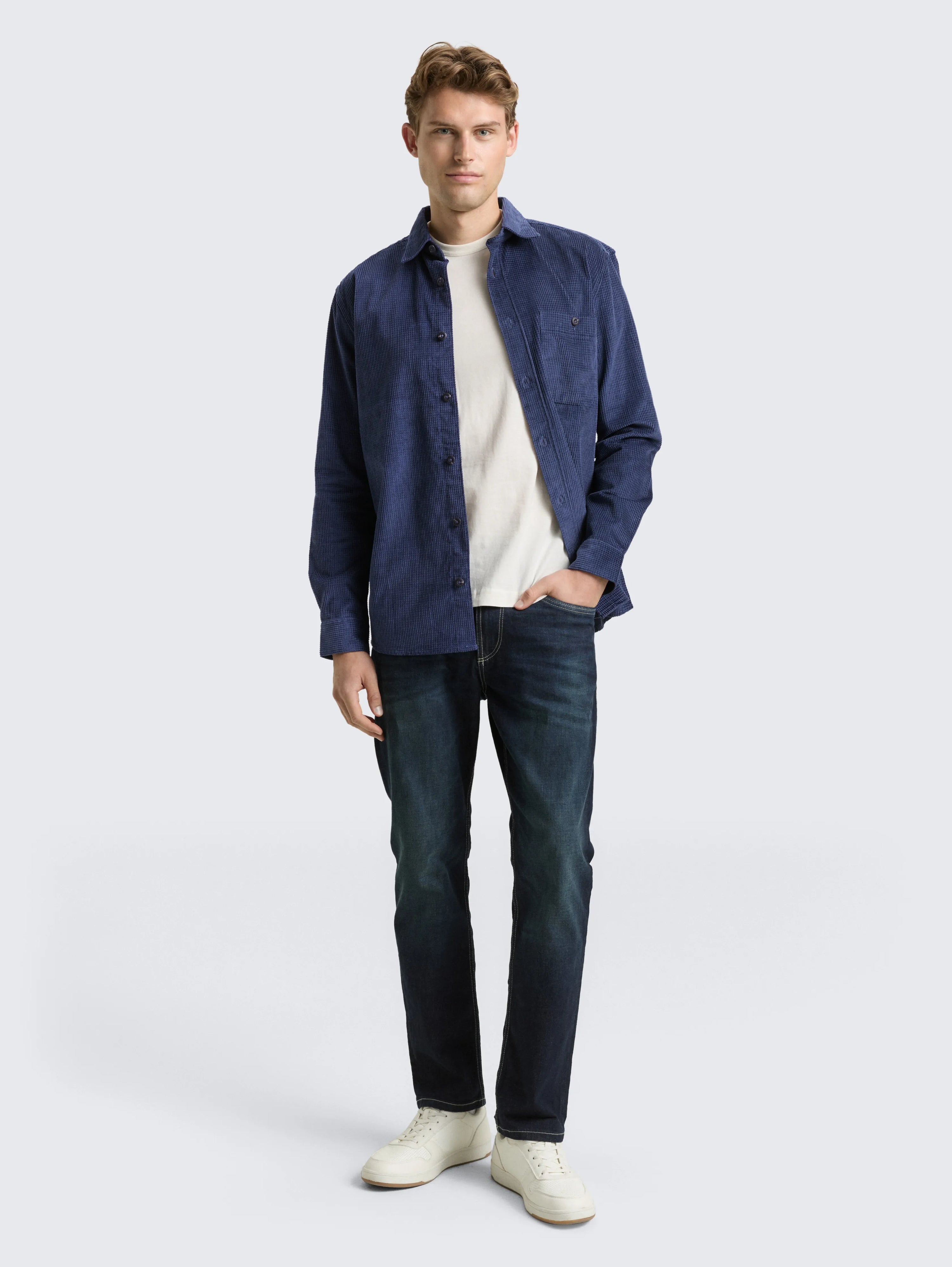 Tom Tailor_0_Comfort Fit Corduroy Shirt with Breast Pocket_1048441_28061_02
