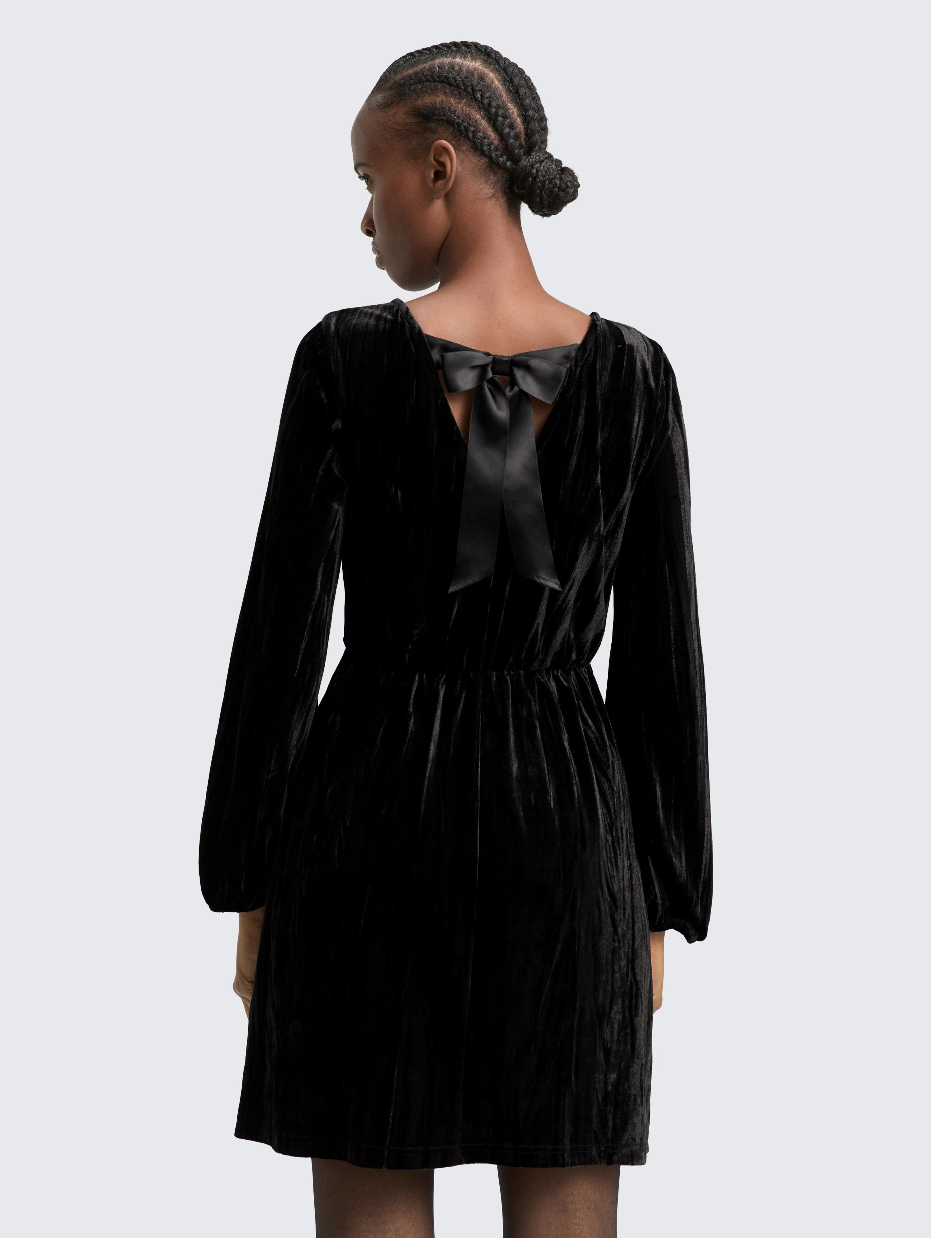 Tom Tailor_0_Mini Velvet Dress with Bow Detail_1048613_14482_03