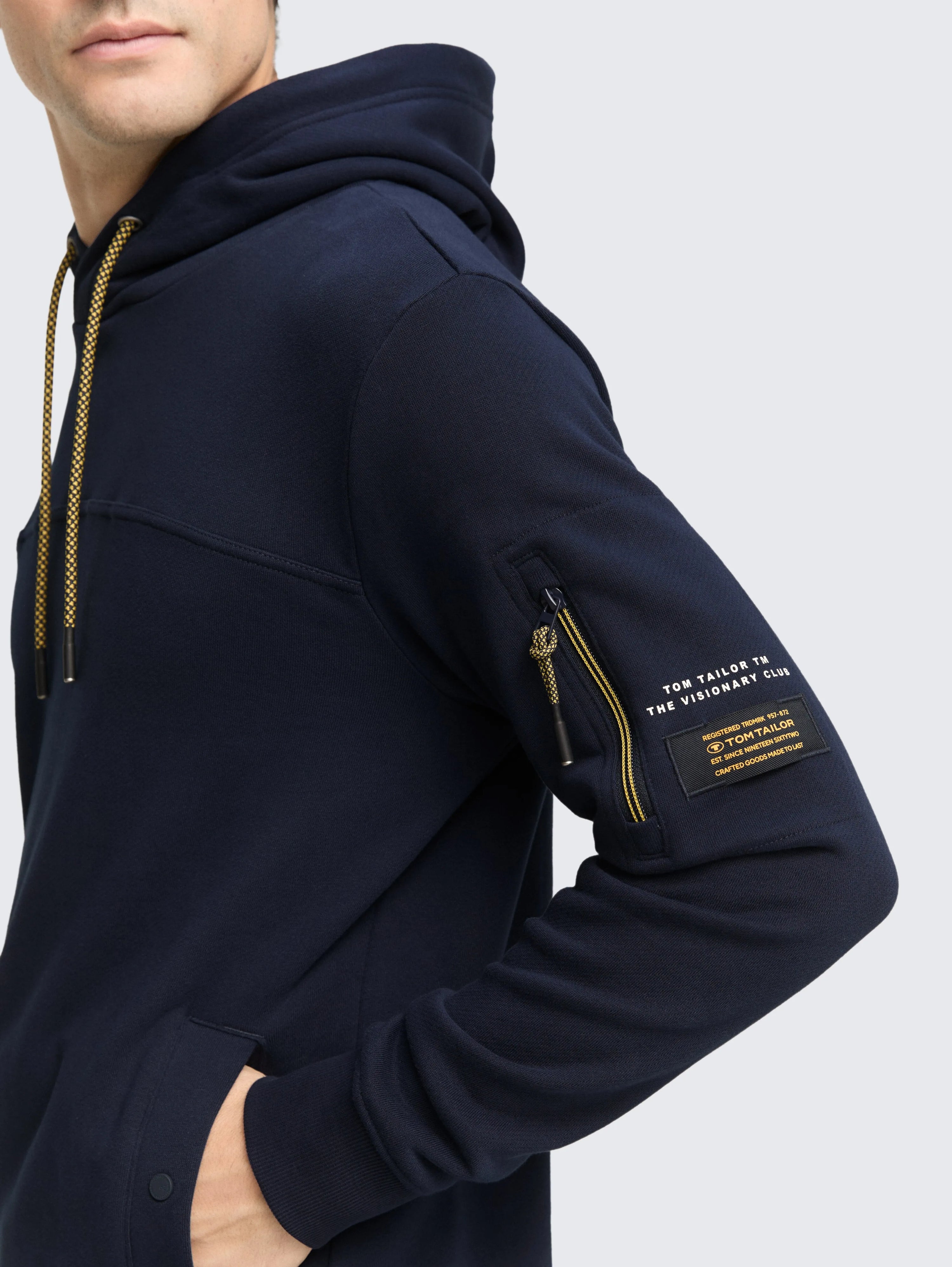 Tom Tailor_0_Hoodie Sweatshirt with Pockets_1048620_10668_05