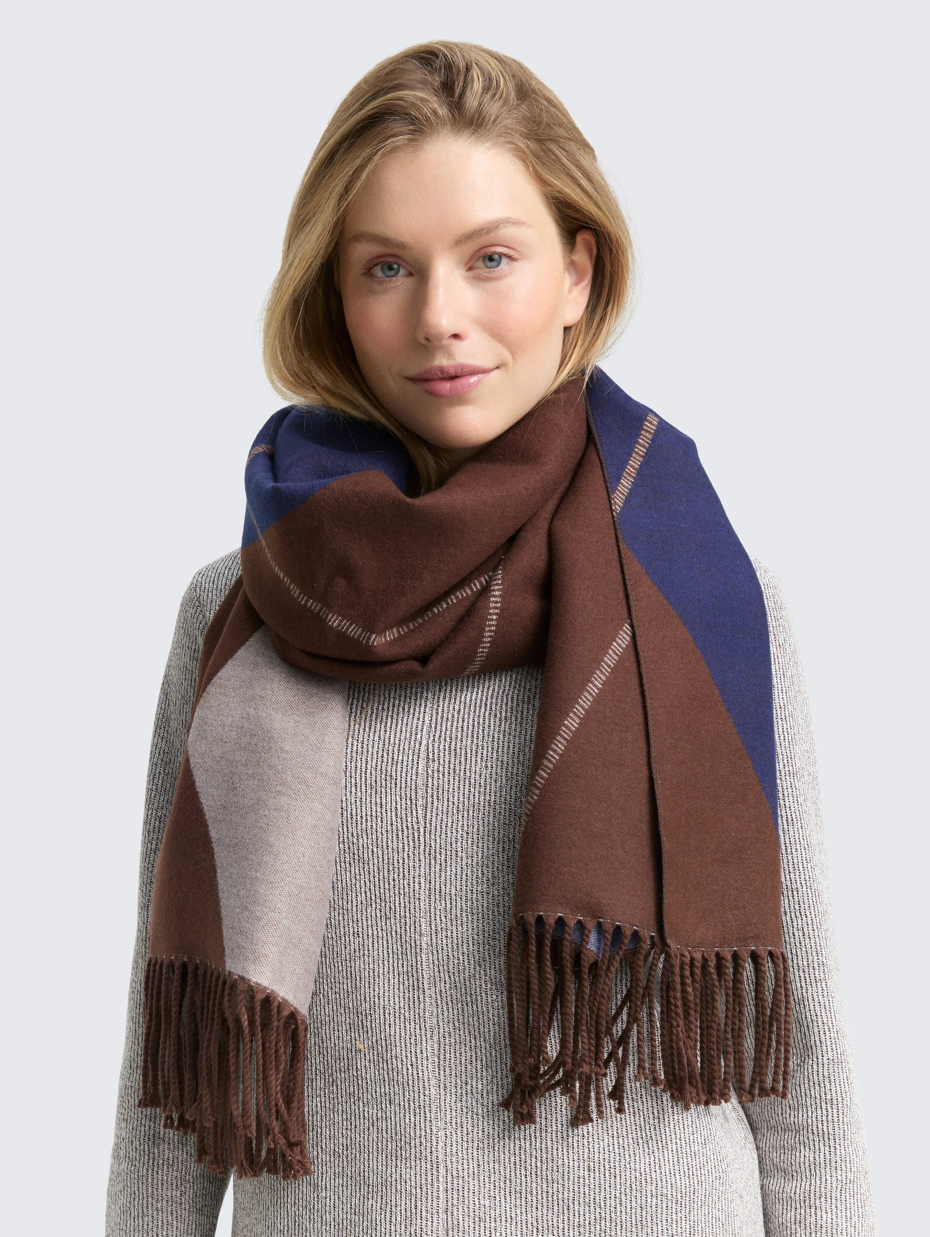Tom Tailor_White_Scarf with Argyle Pattern_1048656_39231_01