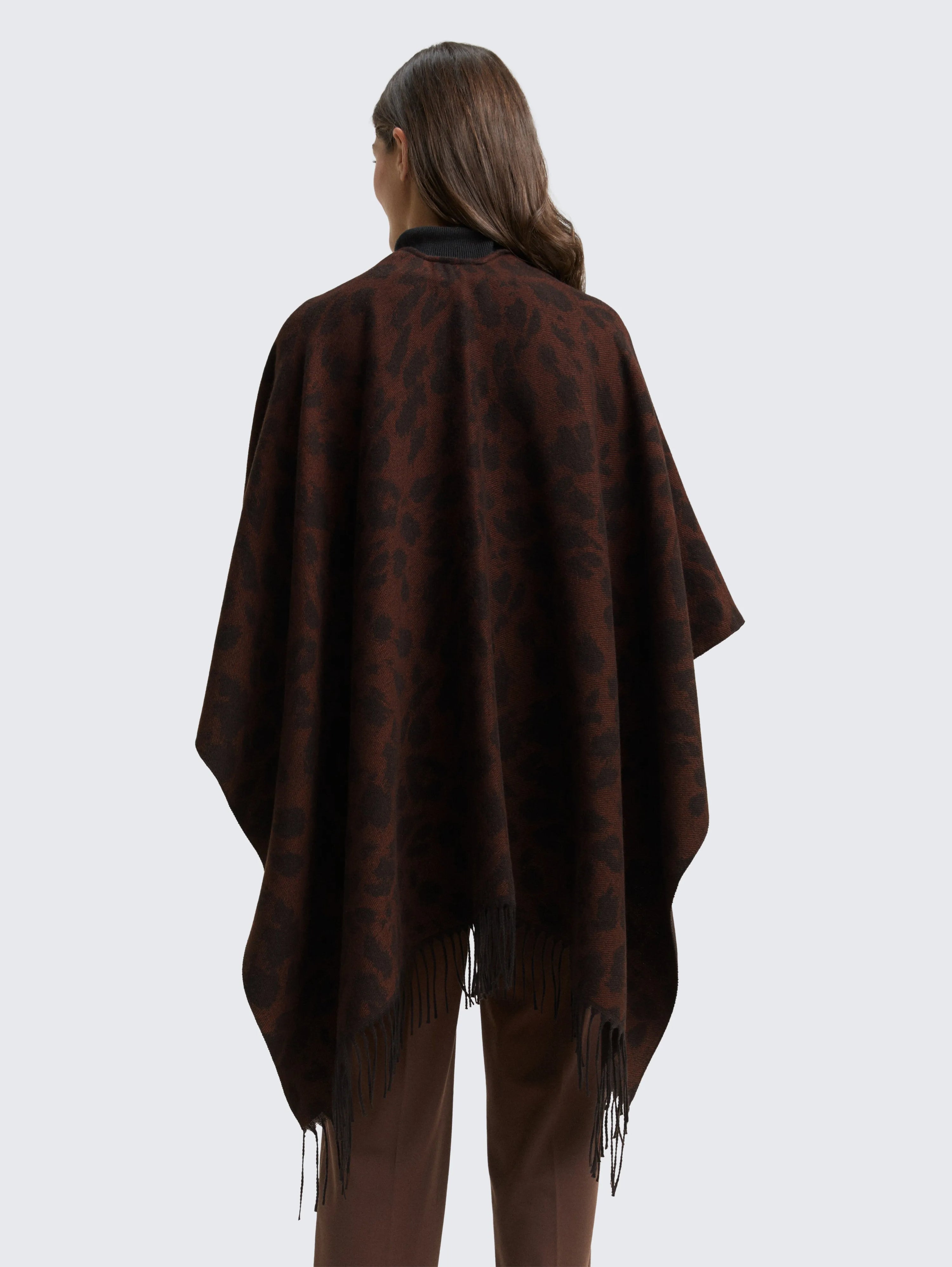 Tom Tailor_0_Cape with Leopard Print_1048660_39039_02