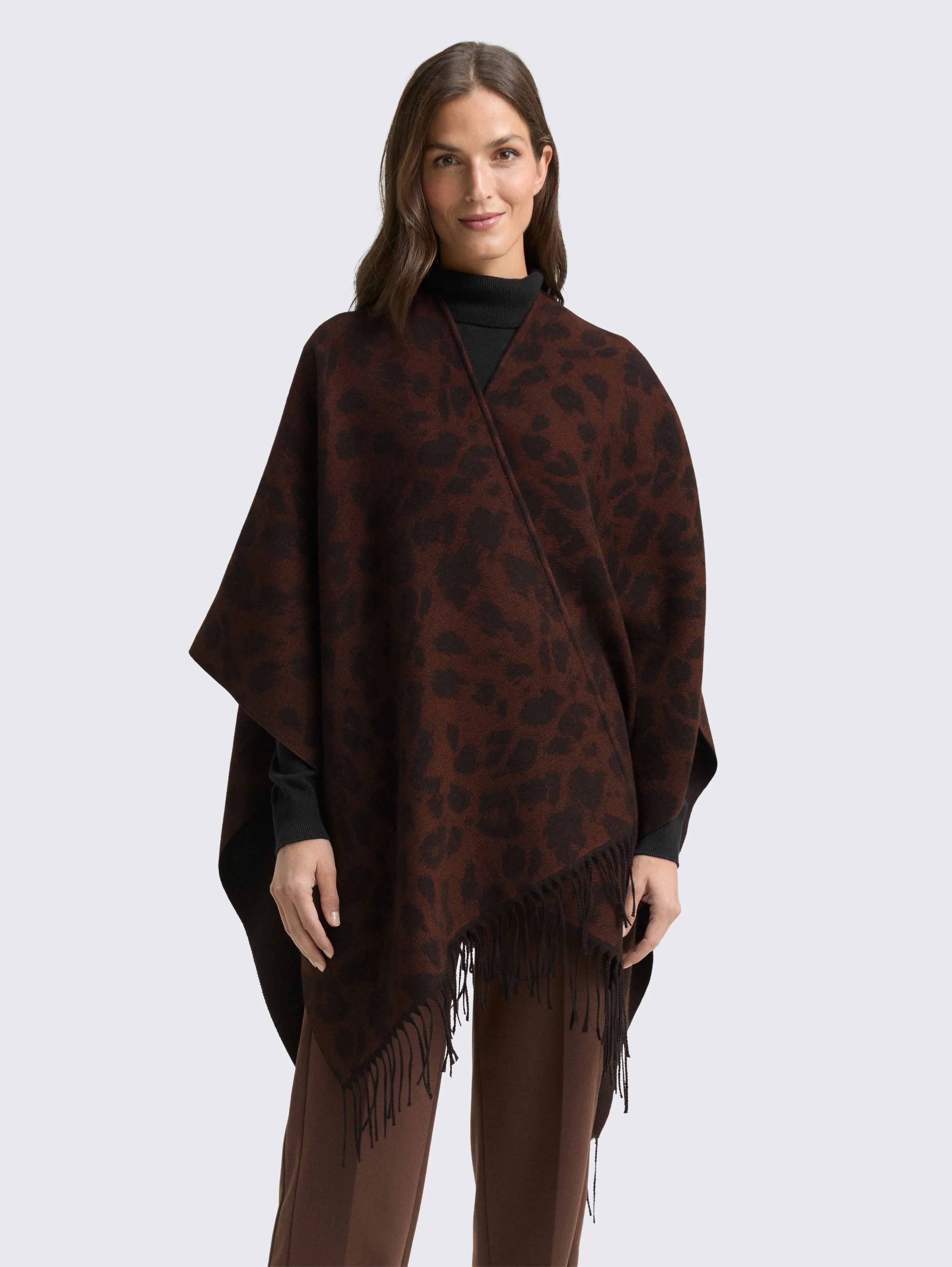 Tom Tailor_0_Cape with Leopard Print_1048660_39039_05