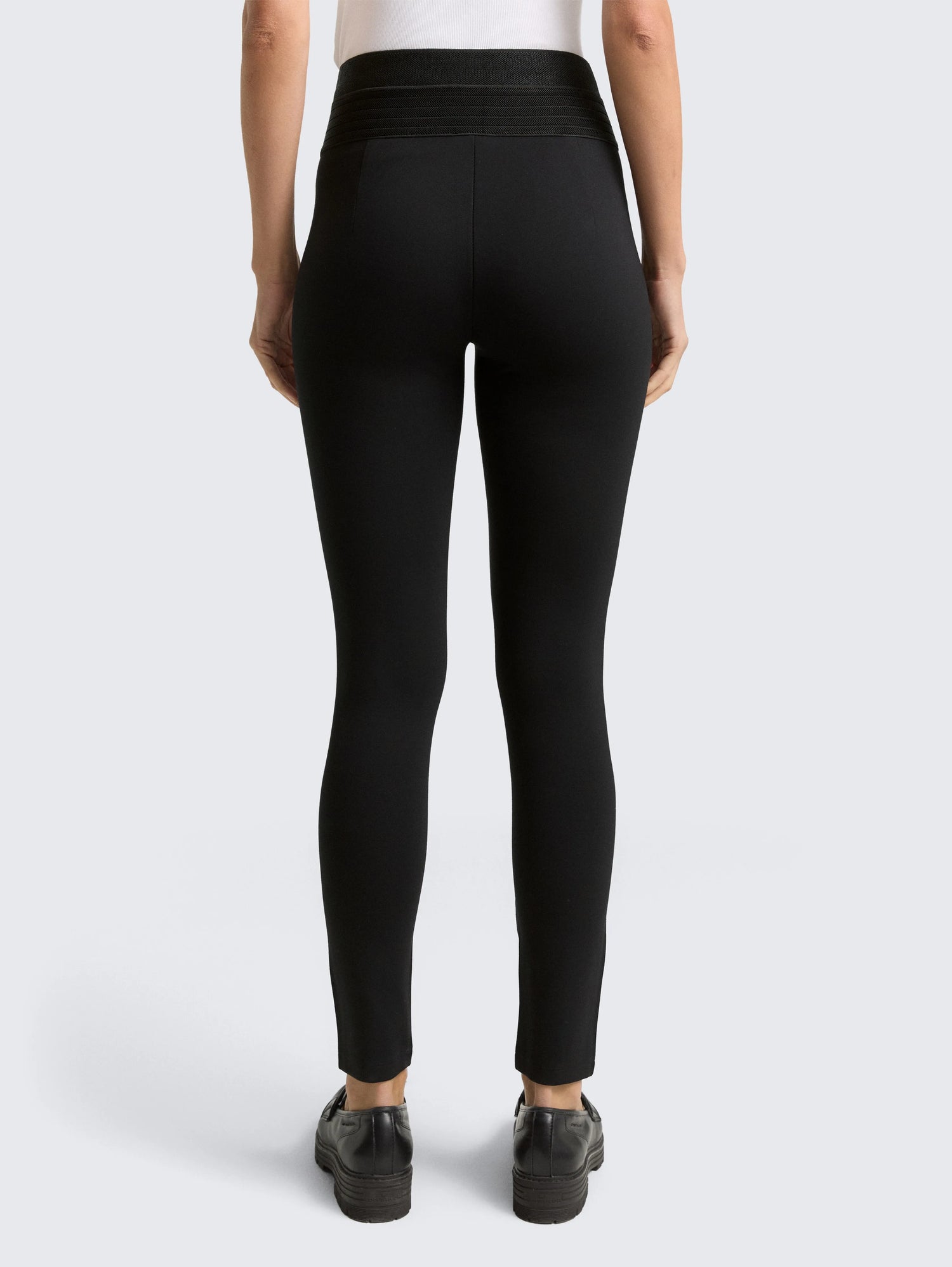 Tom Tailor_Beige_Treggings Trousers with Elasticated Waistband_1048842_14482_02