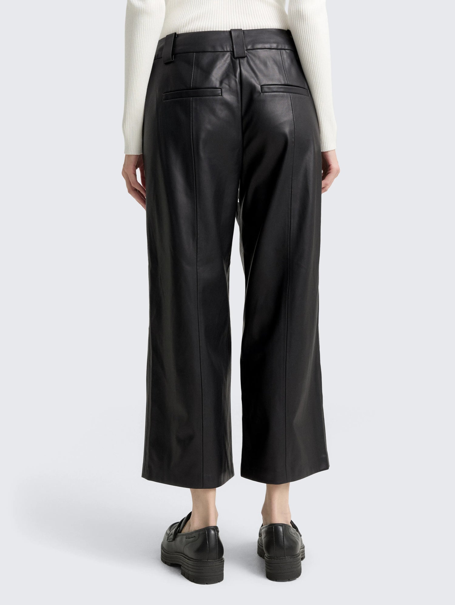 Tom Tailor_Gray_Culotte Trousers in Leather Look_1048846_14482_02