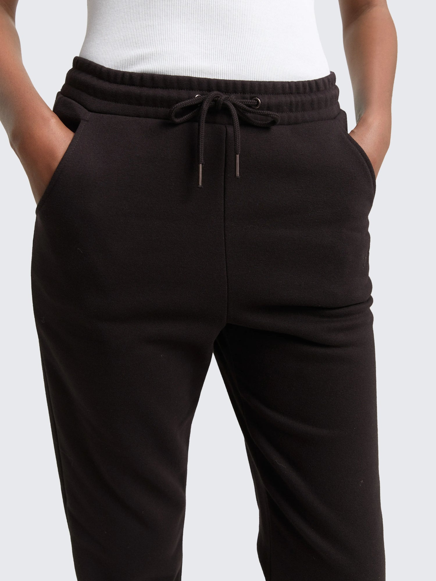 Tom Tailor_White_Jogging Trousers with Glitter Embroidery_1048880_14482_04