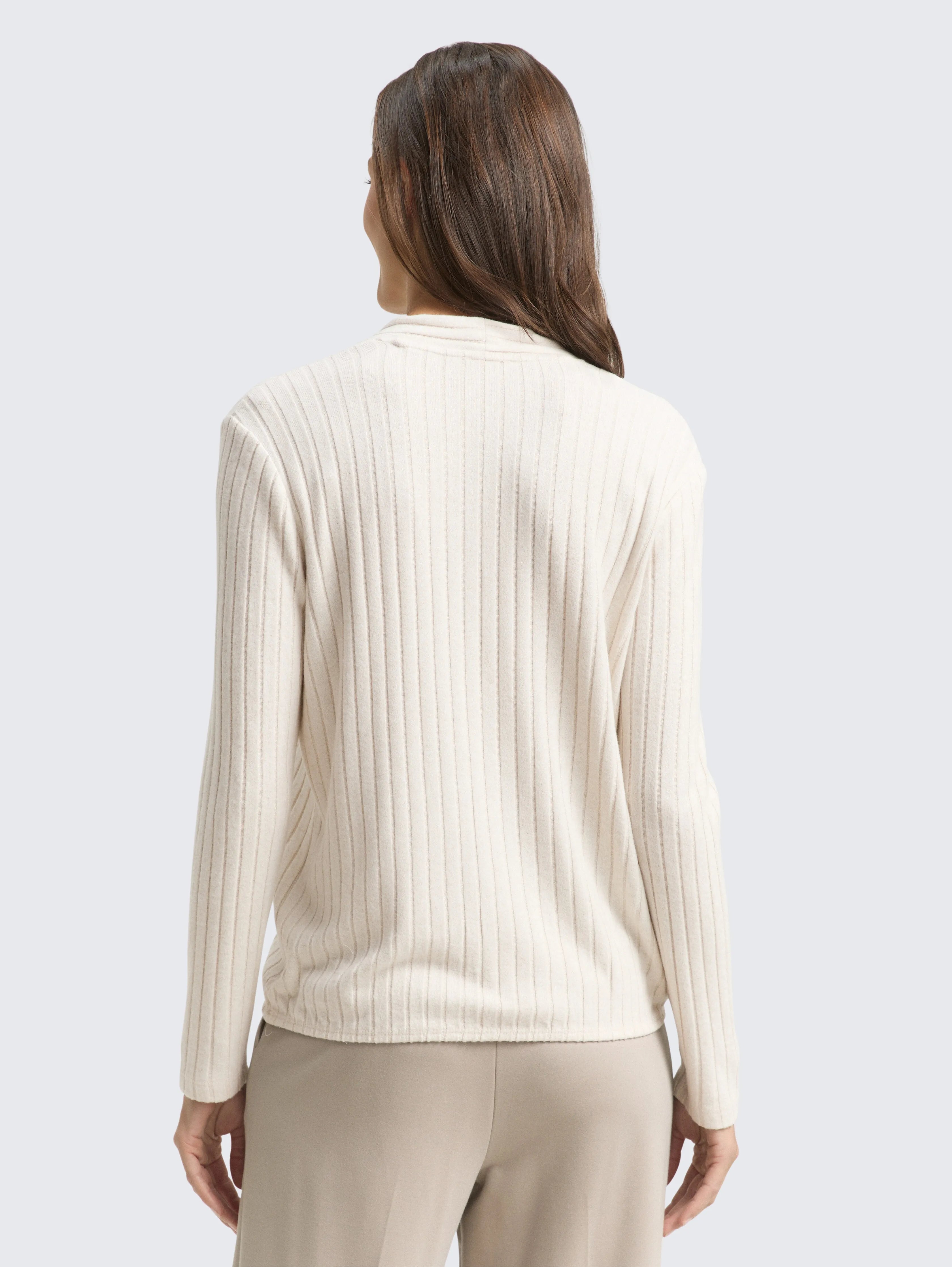 Tom Tailor_0_Cosy Long-Sleeved Shirt with V-Neck_1048936_36844_03