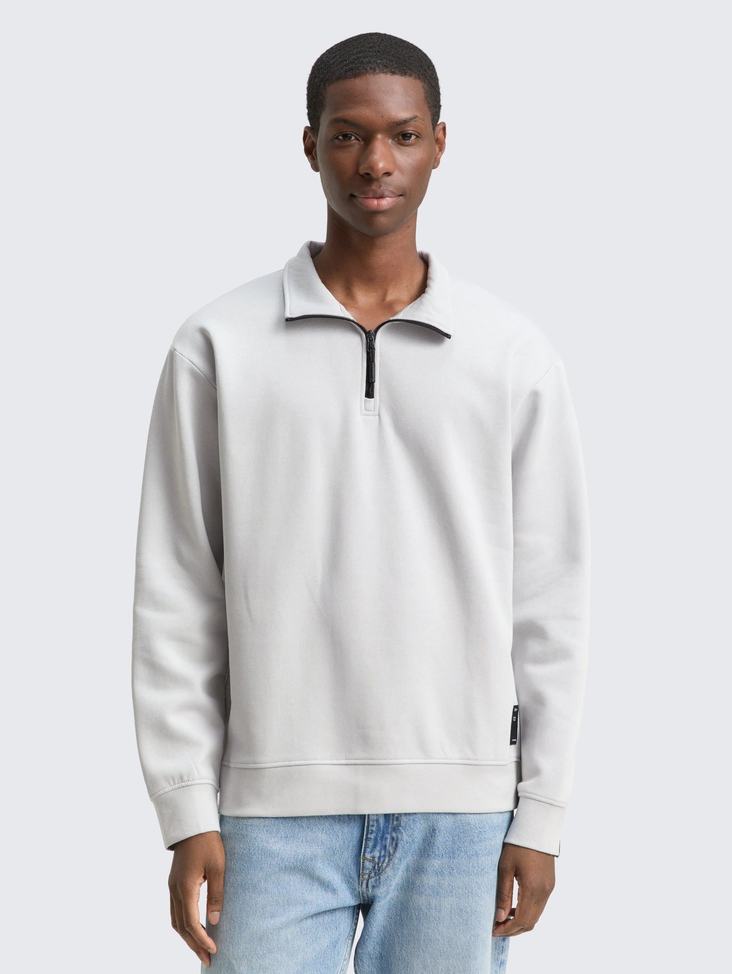 Tom Tailor_0_Troyer Sweatshirt with Logo Badge_1049013_15277_01
