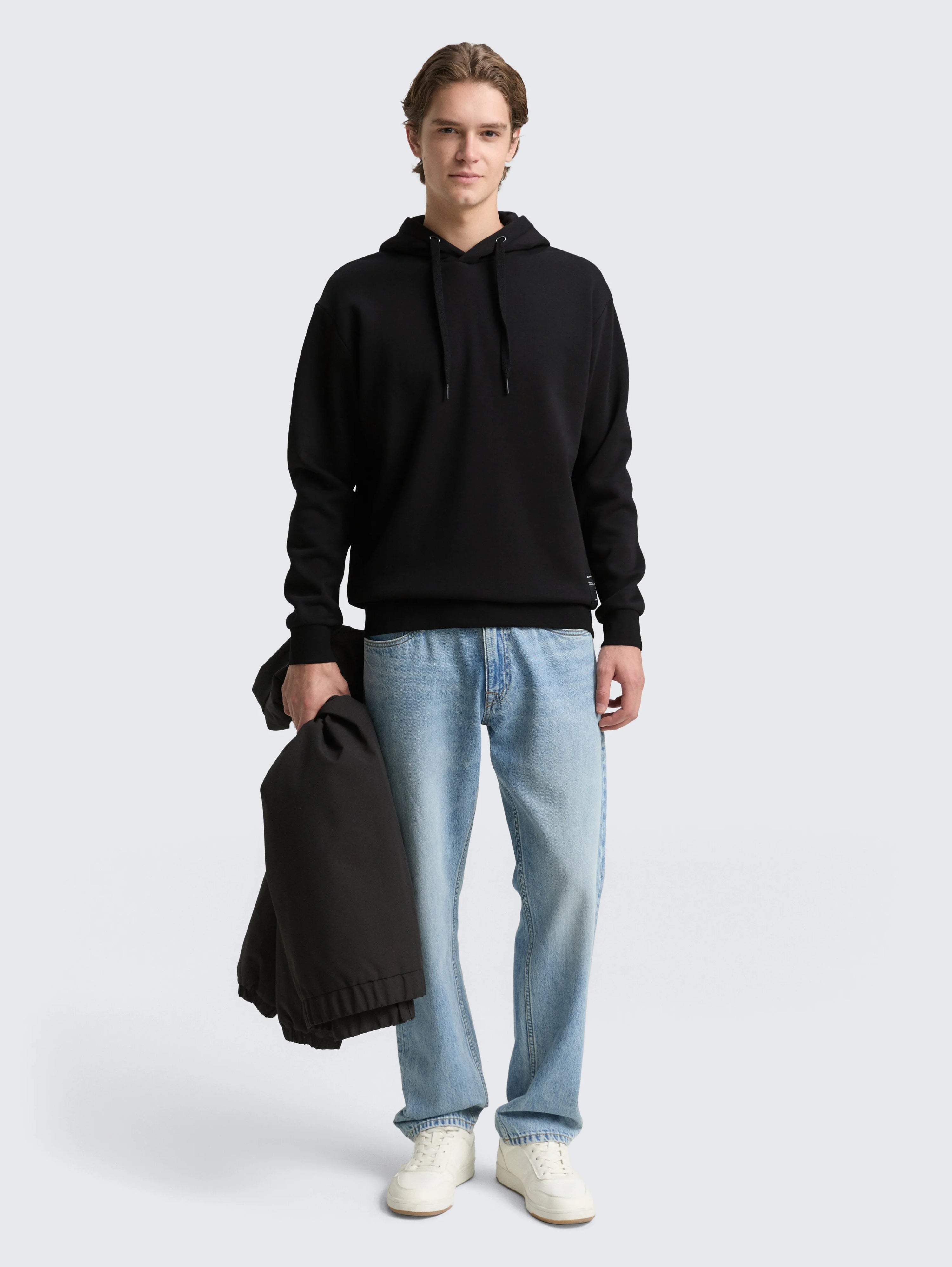 Tom Tailor_Black_Hoodie Sweatshirt with Logo Badge_1049017_29999_01