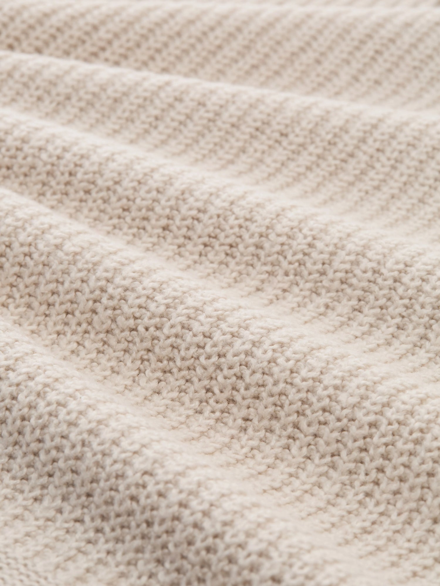 Tom Tailor_Gray_Loose Fit Turtleneck Jumper_1049137_36844_06