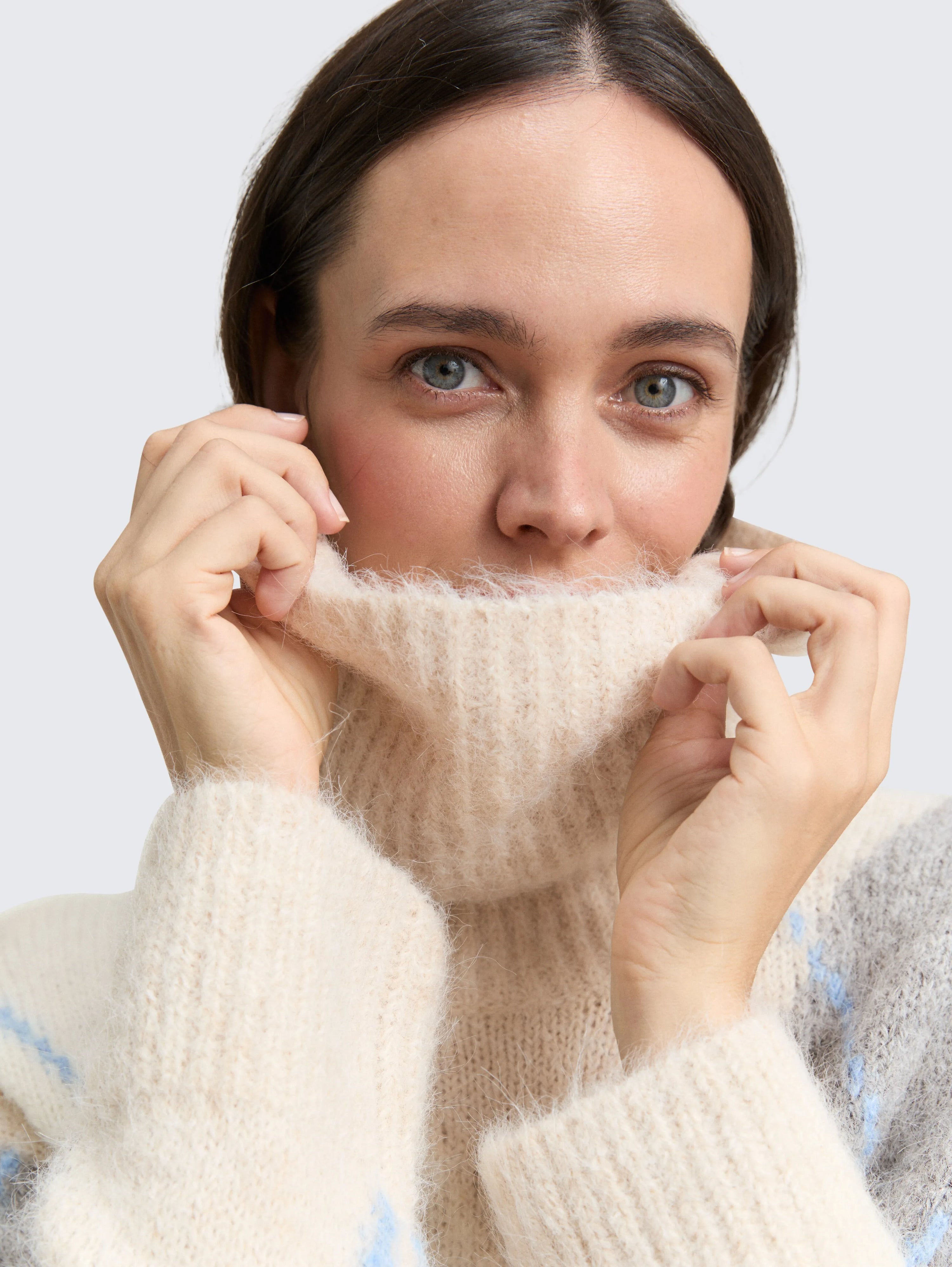 Tom Tailor_0_Oversized Turtleneck Jumper with Wool Content_1049143_39172_05