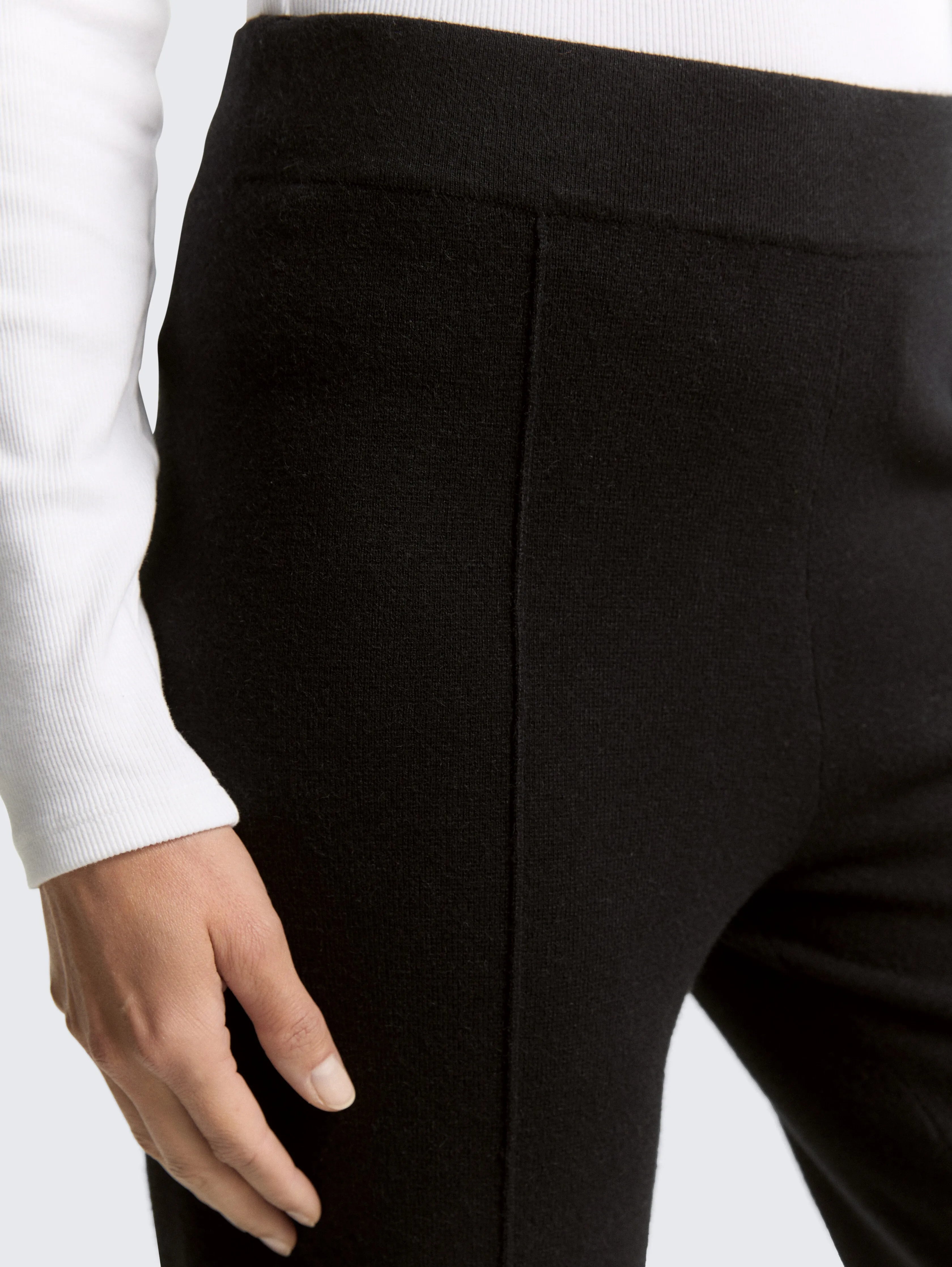 Tom Tailor_Gray_Culotte Knit Trousers_1049165_14482_04