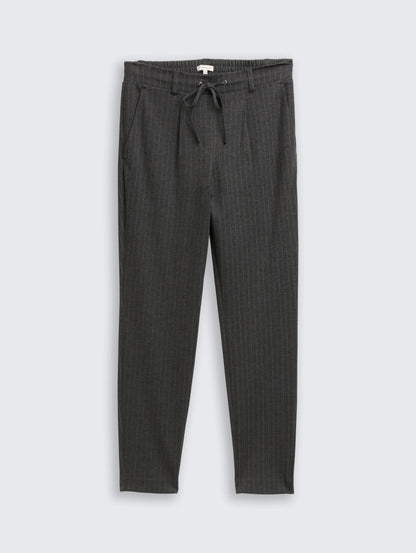 Tom Tailor_0_Loose Fit Trousers with Pinstripes_1049380_38651_03
