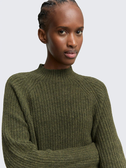 Tom Tailor_0_Midi Knit Dress with Stand-Up Collar_1049381_38545_05