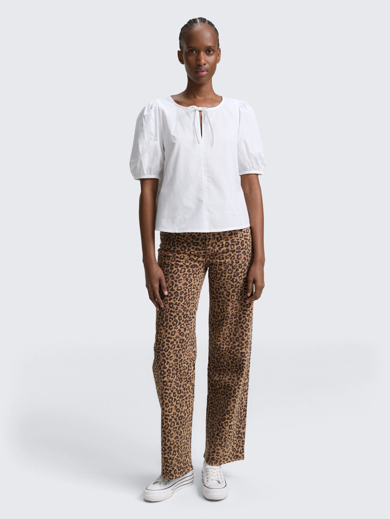 Tom Tailor_0_Ttlinou Wide Leg Jeans with Leo Print_1049385_38819_01