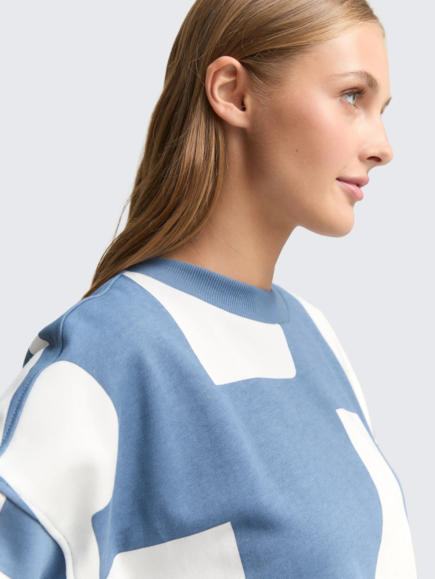 Tom Tailor_0_Loose-Fit Sweatshirt with Pattern_1049413_38860_05